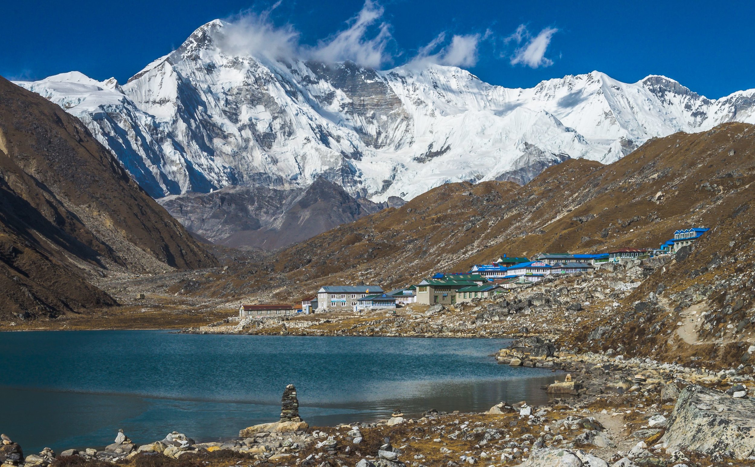 three passes trek in nepal