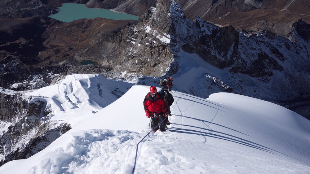 Summit push to Lobuche East 6119M