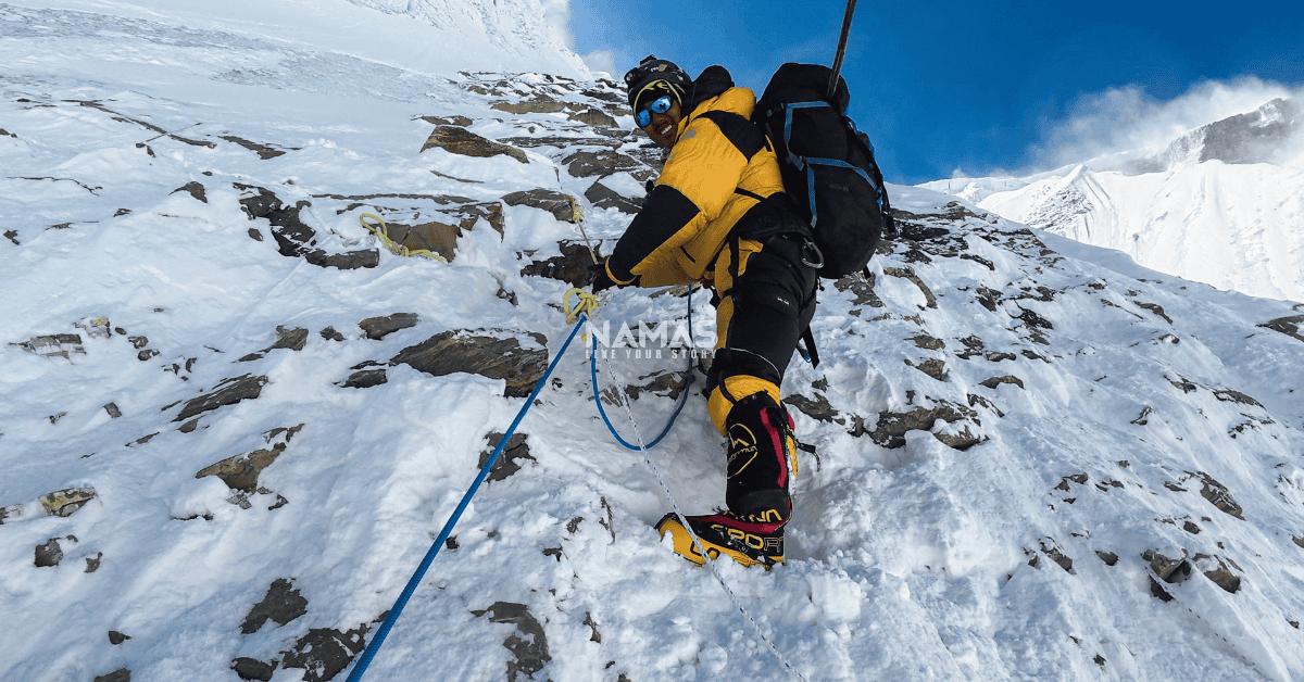 role of sherpa in himalayas