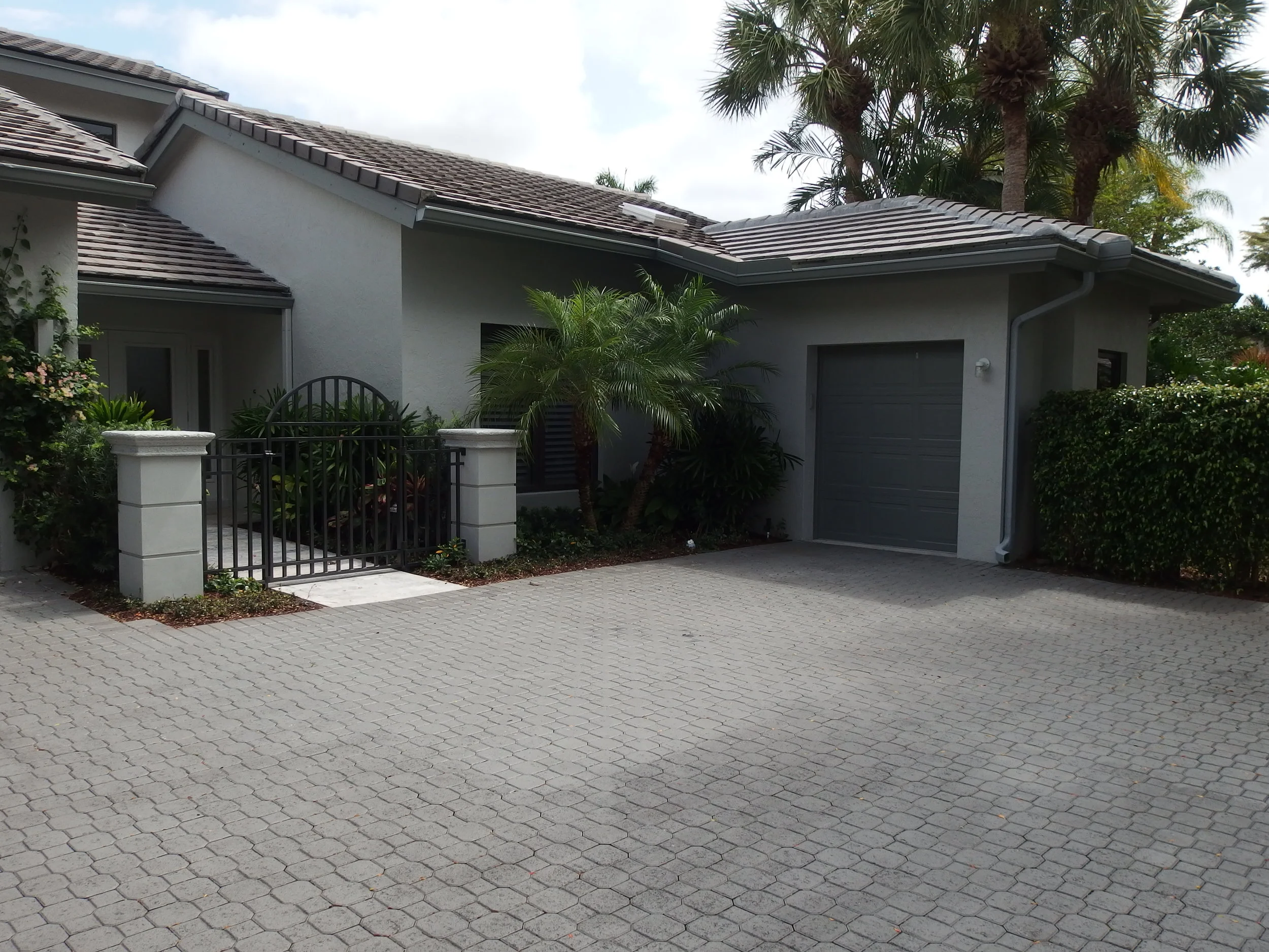 2C Front Elevation.JPG