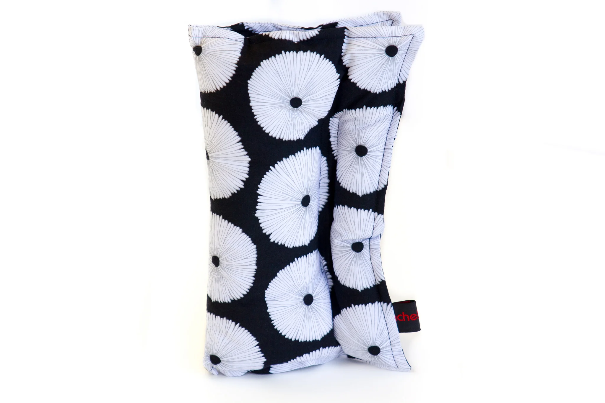 ParkPuff-Black-White-Survivor-Moda-standing-large.jpg