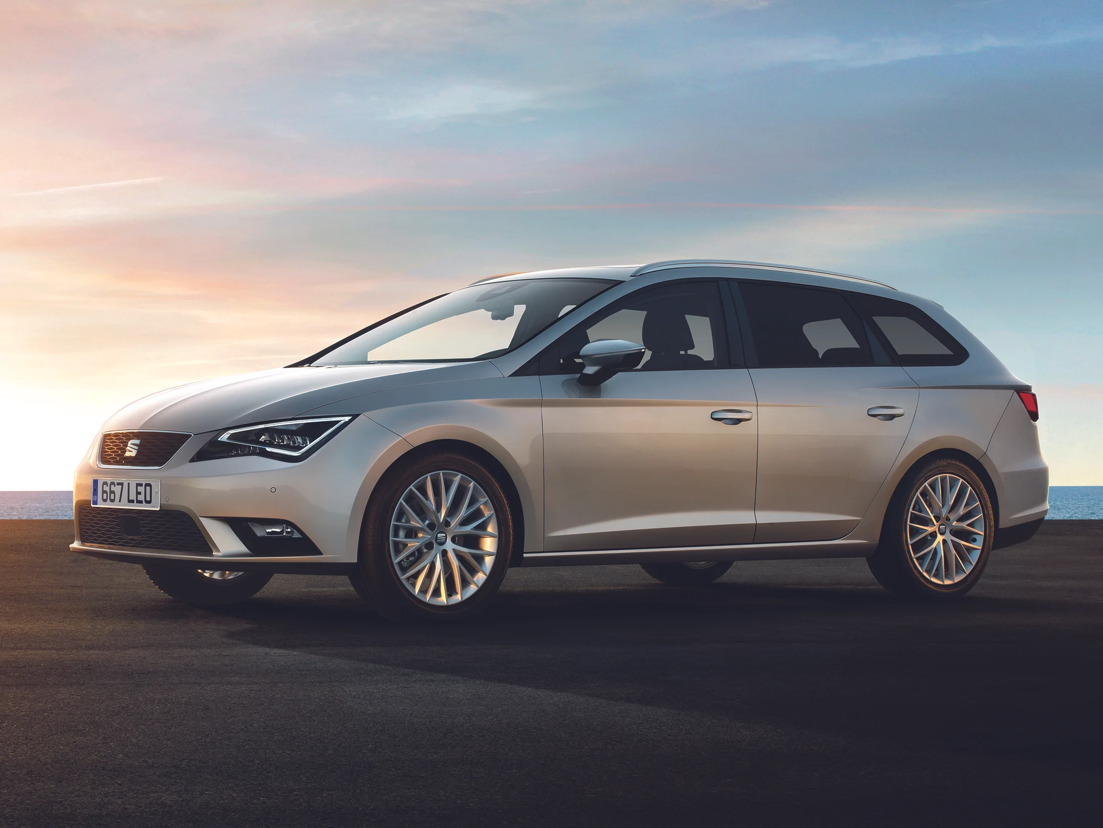SEAT launches business edition Leon