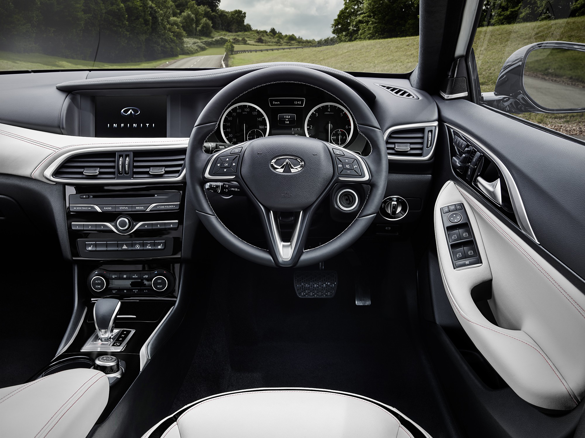 Infiniti Q30 Interior