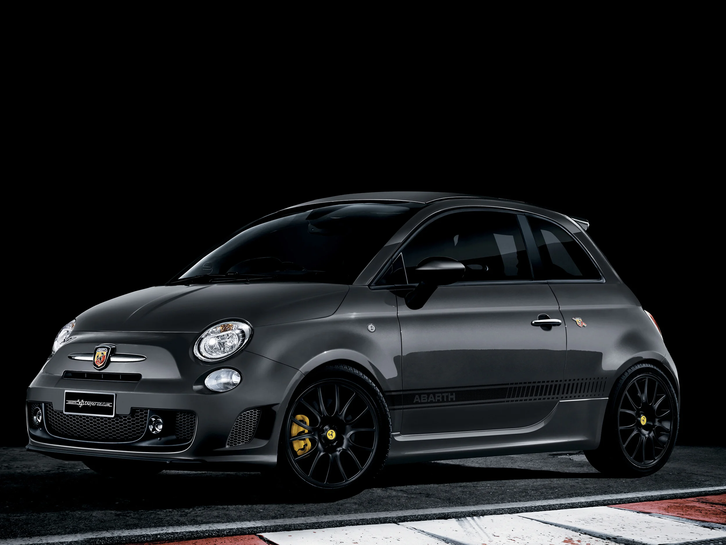 Limited Abarth 595 Trofeo Edition for UK customers