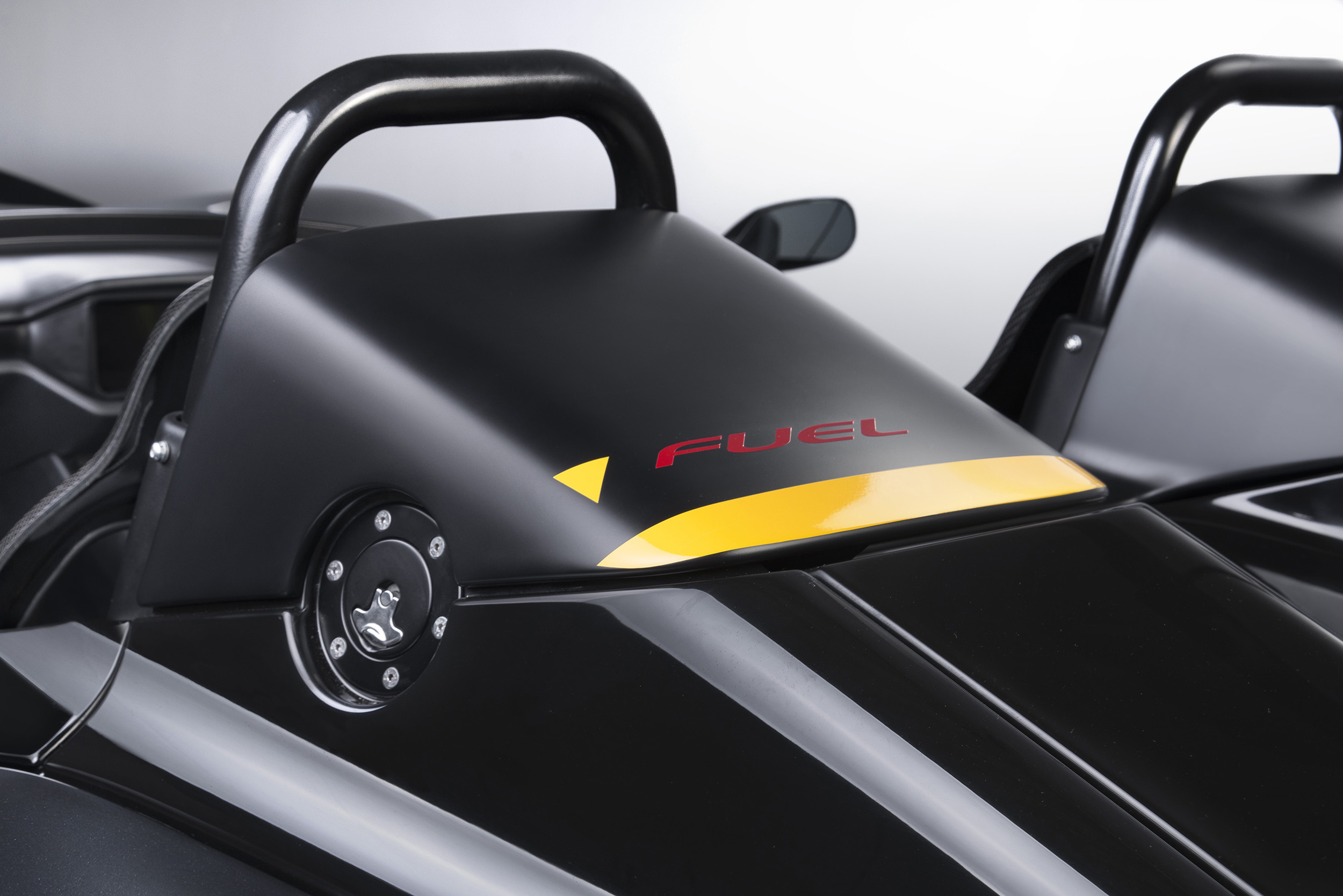 Zenos plans more powerful E10 'R'