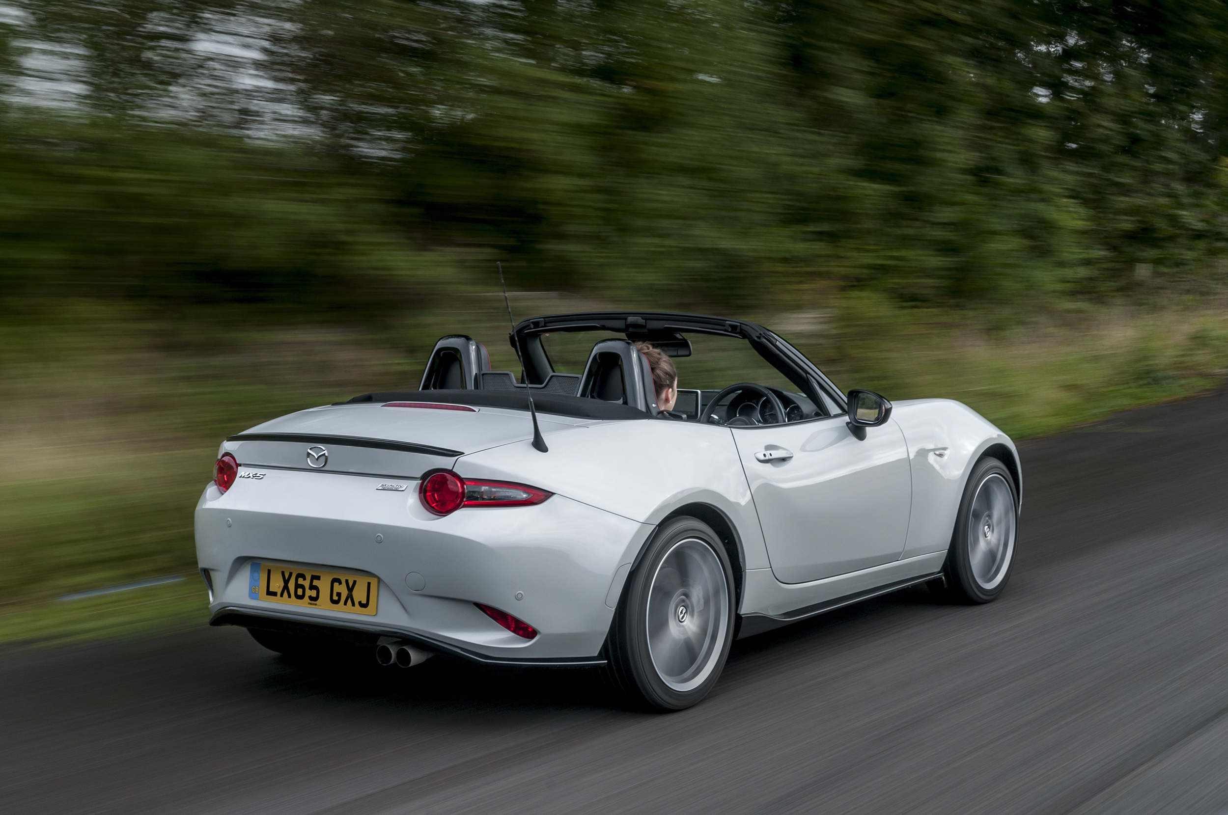 Limited Edition Mazda MX-5 Sport Recaro unveiled