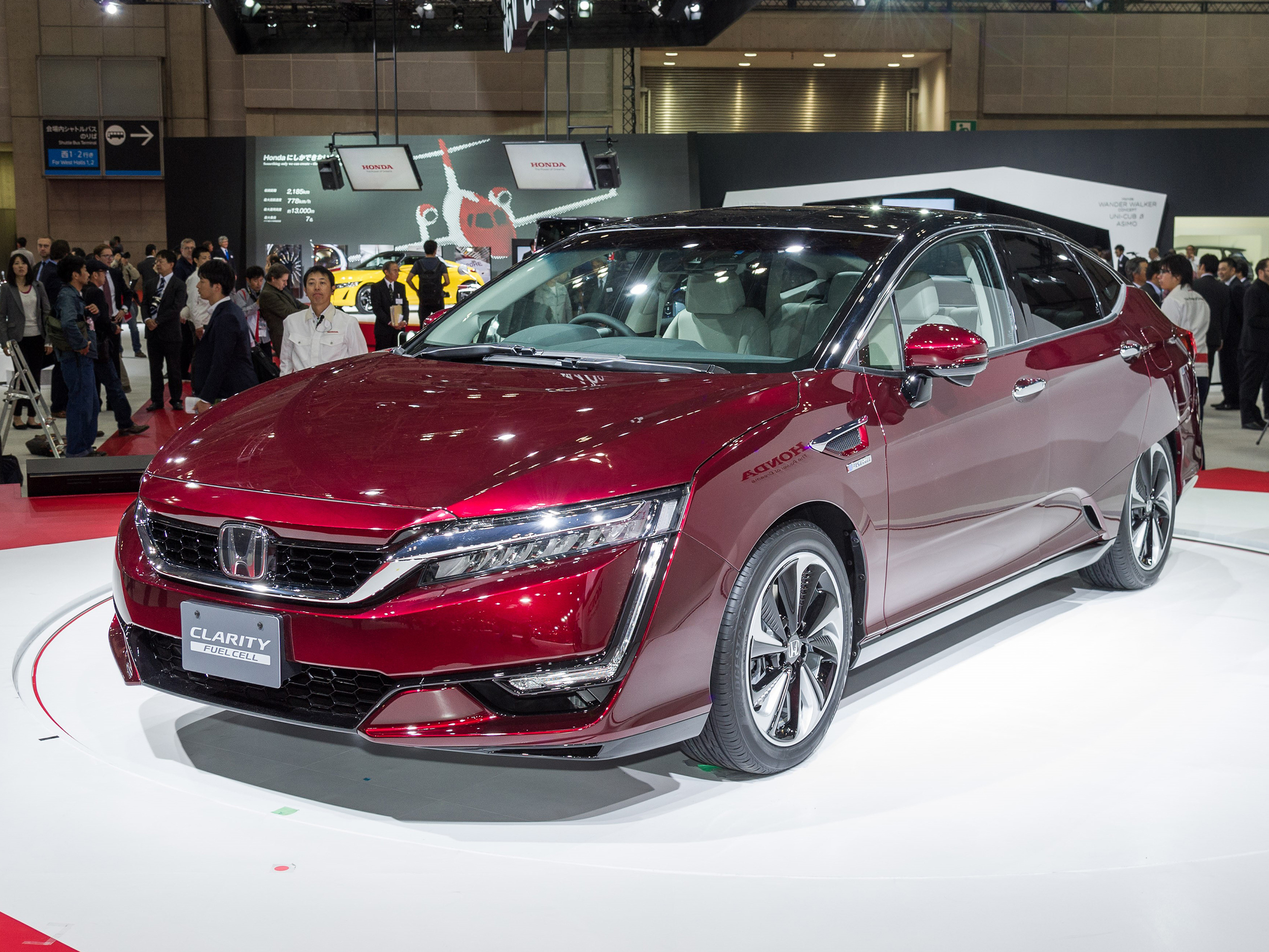 Honda reveals new Clarity FCV