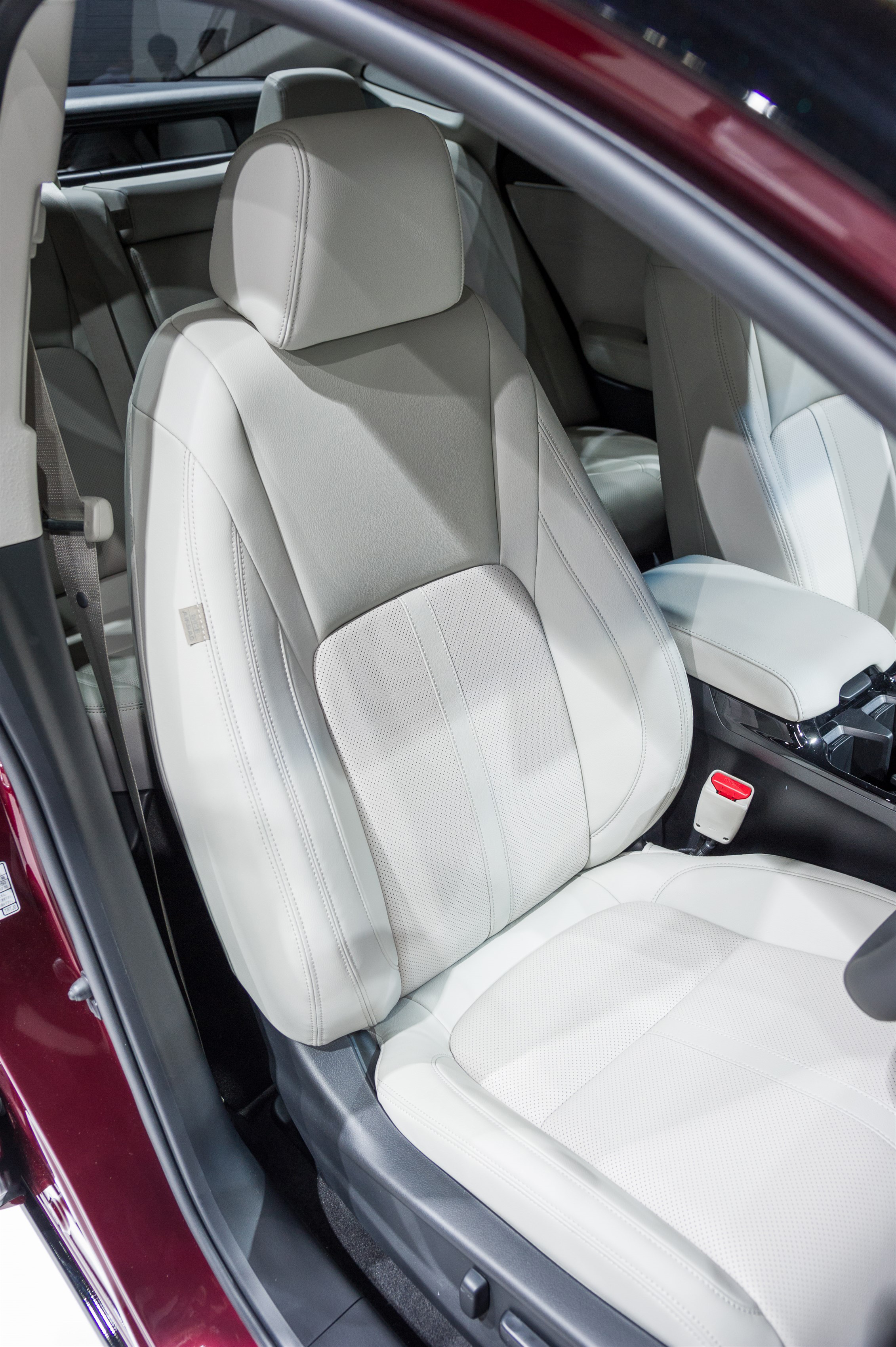 Honda reveals new Clarity FCV