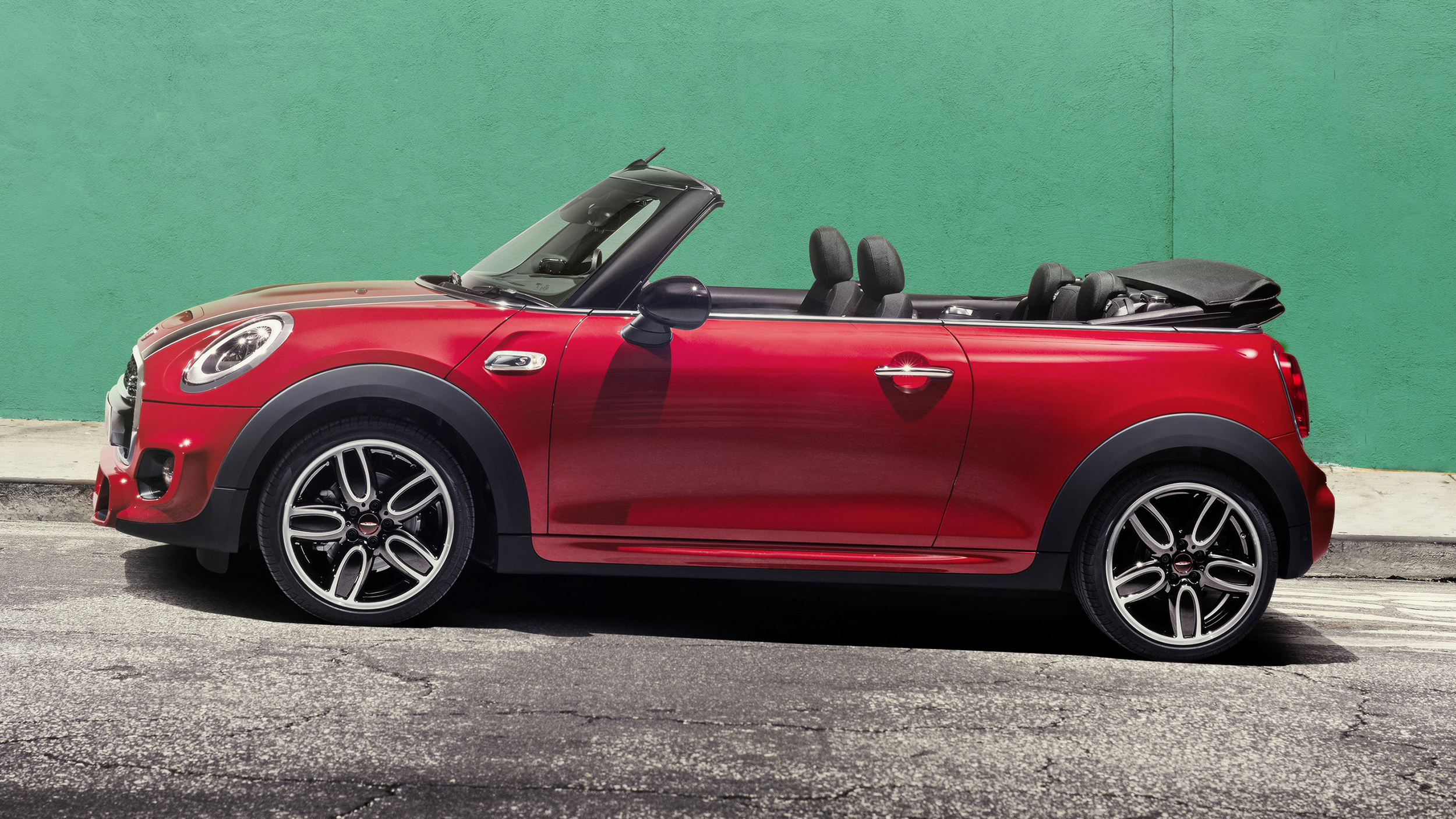 New MINI Cooper Convertible revealed