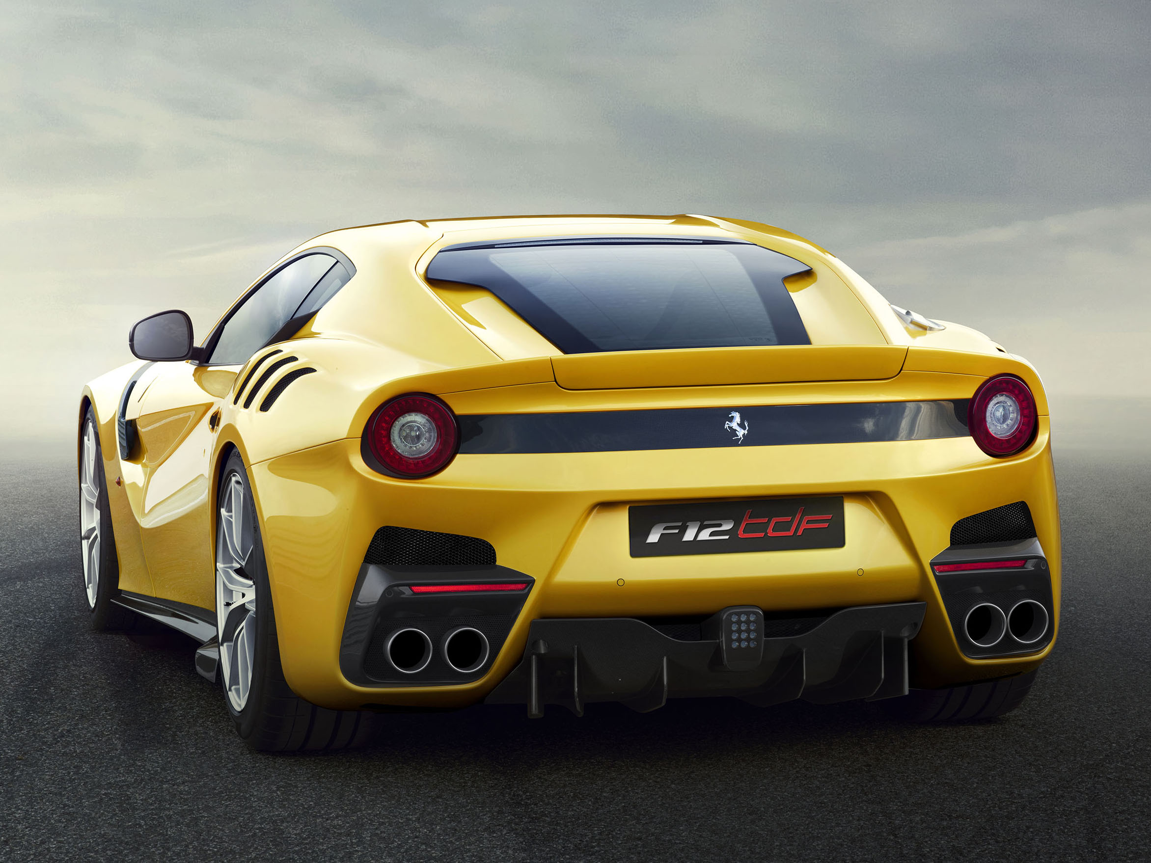 Limited edition Ferrari F12tdf unveiled