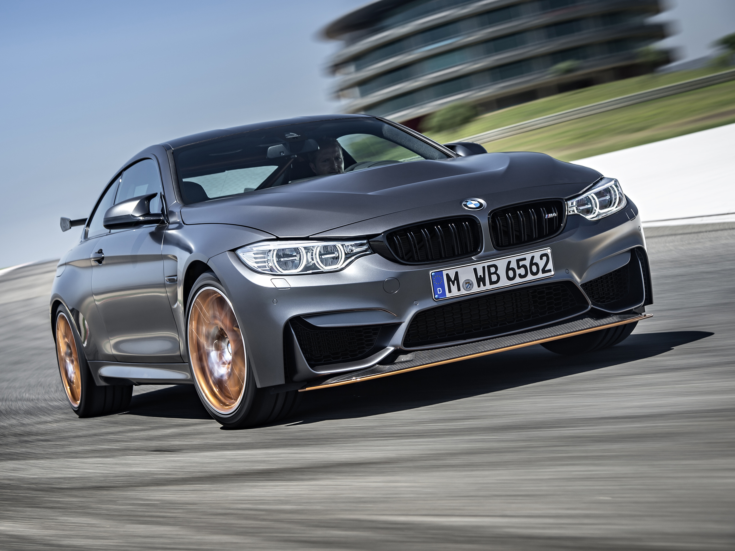 BMW confirms pricing for M4 GTS