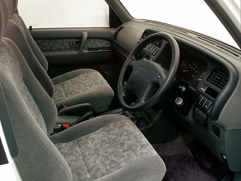 TROOPER_DIESEL_INTERIOR.jpg