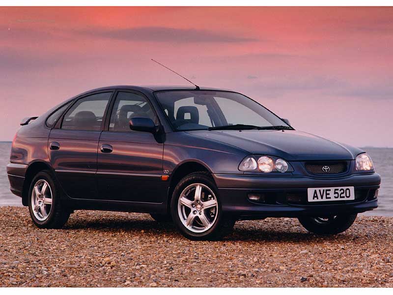 Toyota-Avensis-5.jpg