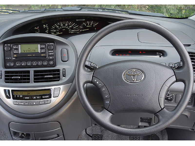 Toyota Previa (2000-2007)