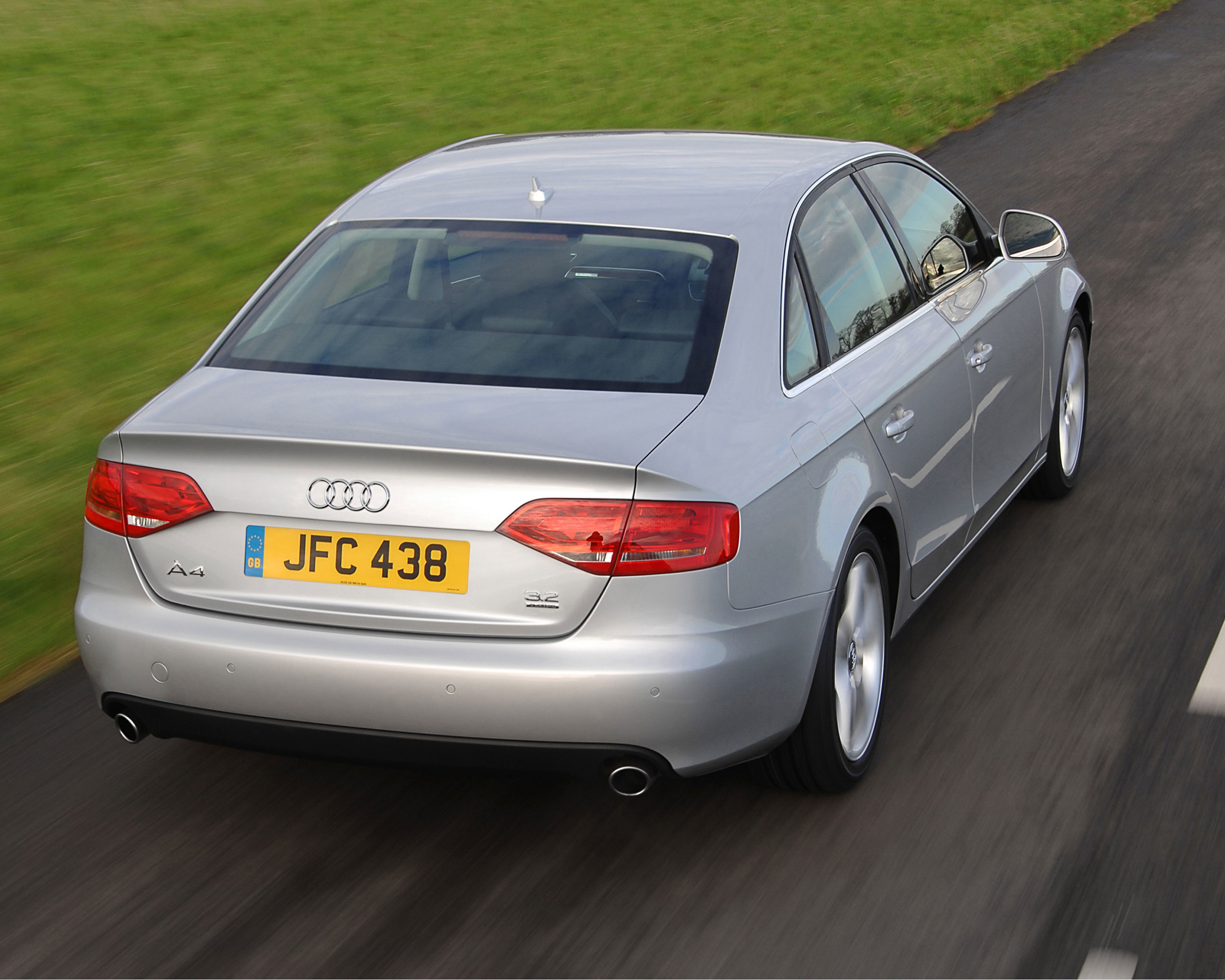 Audi A4 Mk4 (2008-2015): 