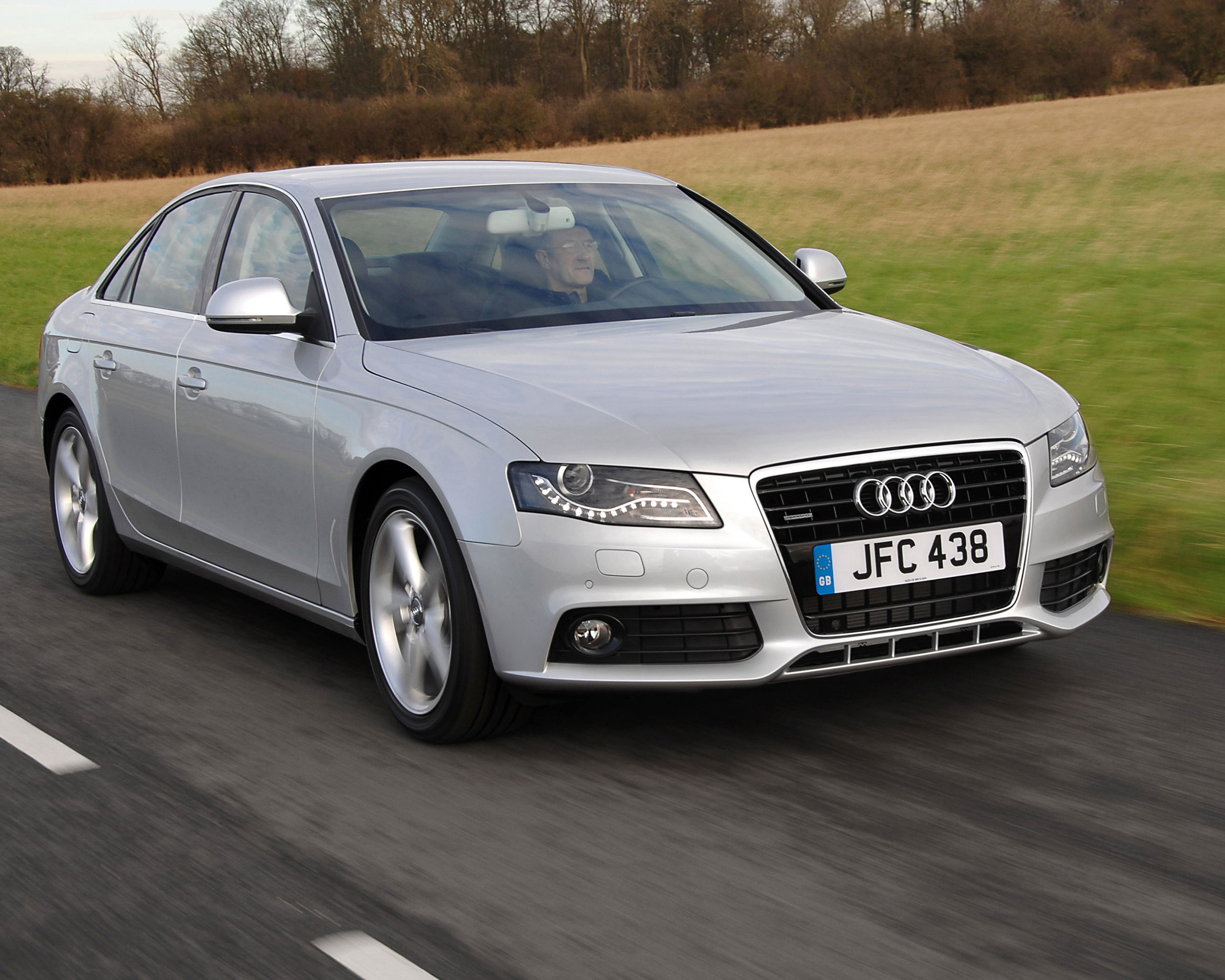 Audi A4 10.jpg