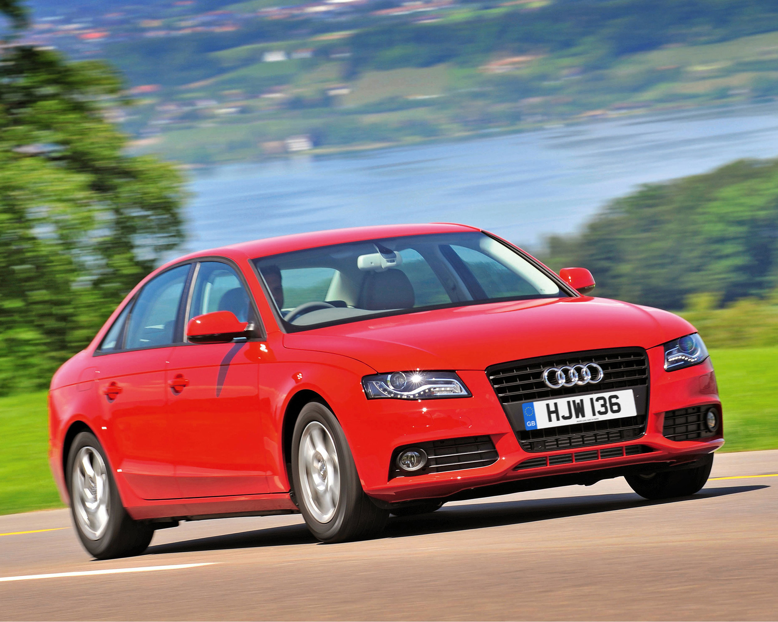 Audi A4 12.jpg