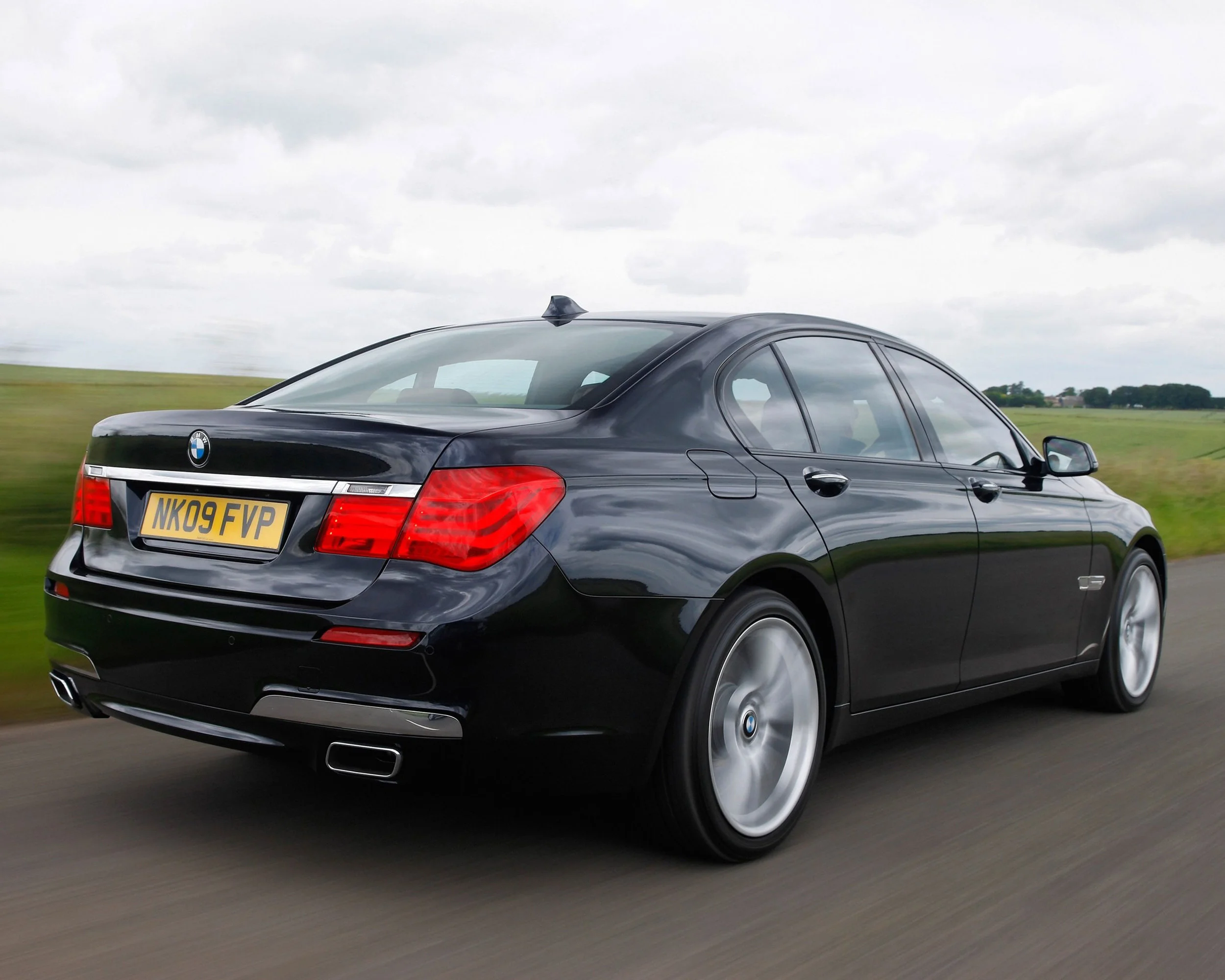 BMW 7-Series (2009-2015)