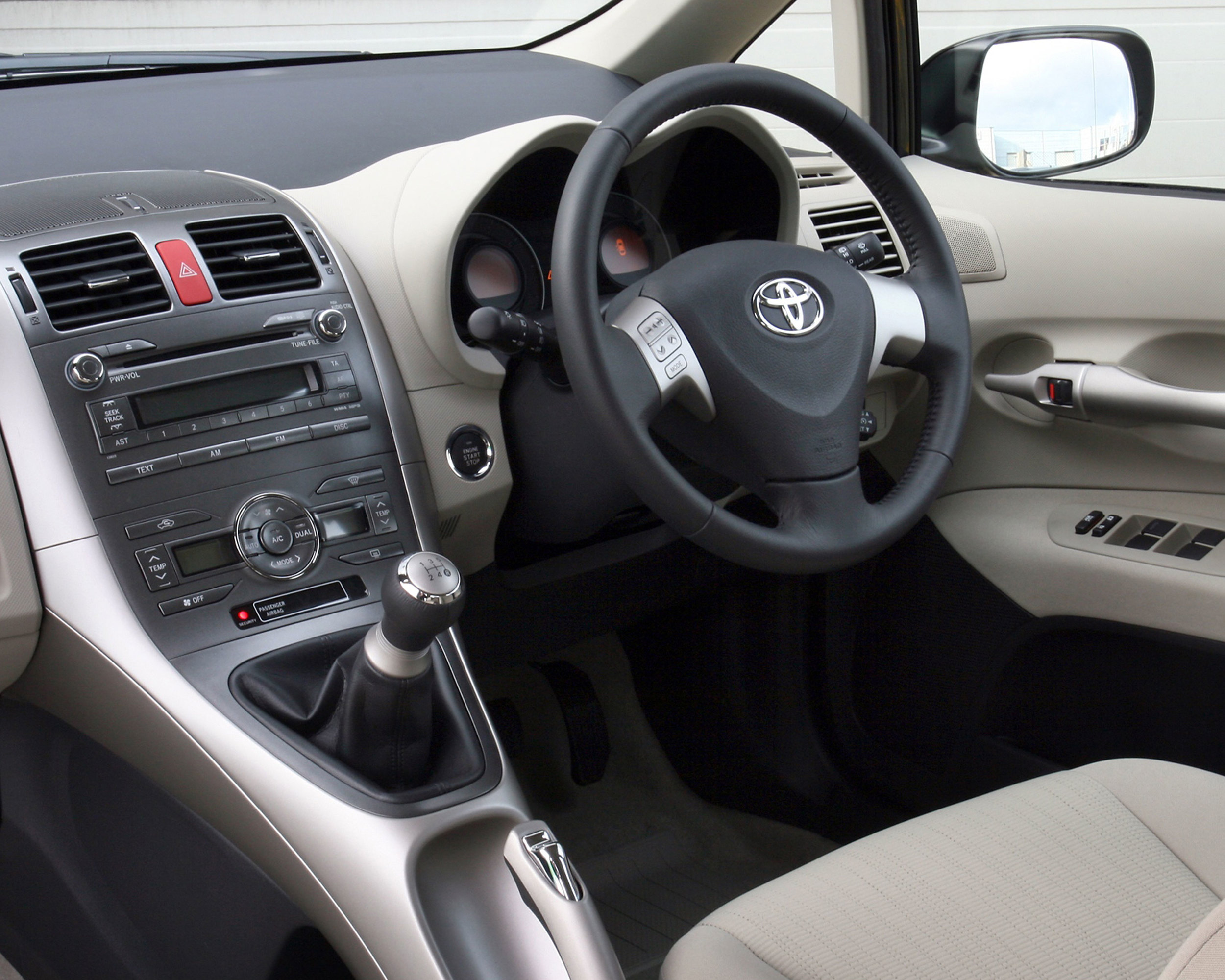 Toyota Auris Mk1 (2007-2013)