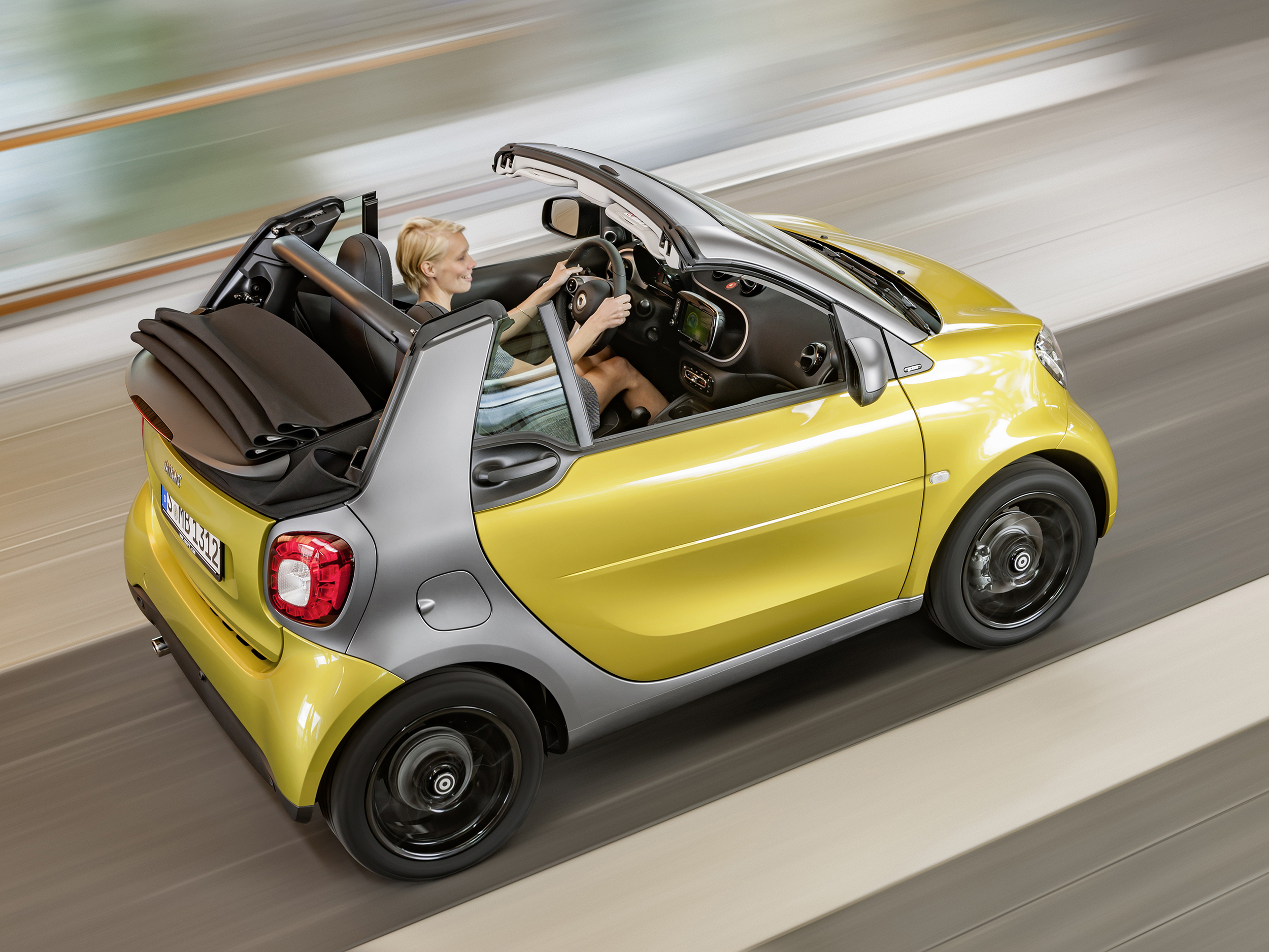 smart reveals new fortwo cabrio