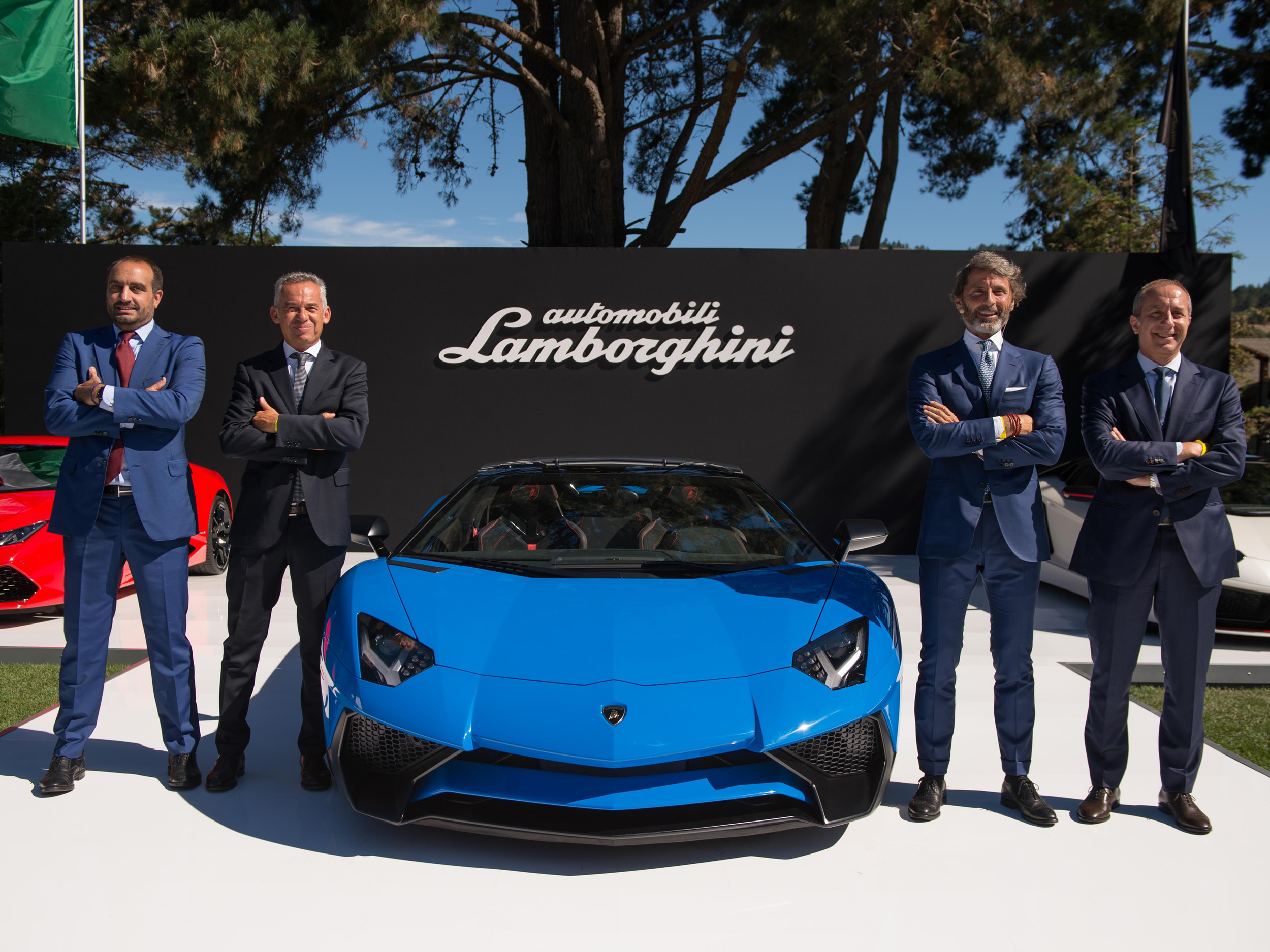 Lamborghini unveils Aventador LP 750-4 SV Roadster