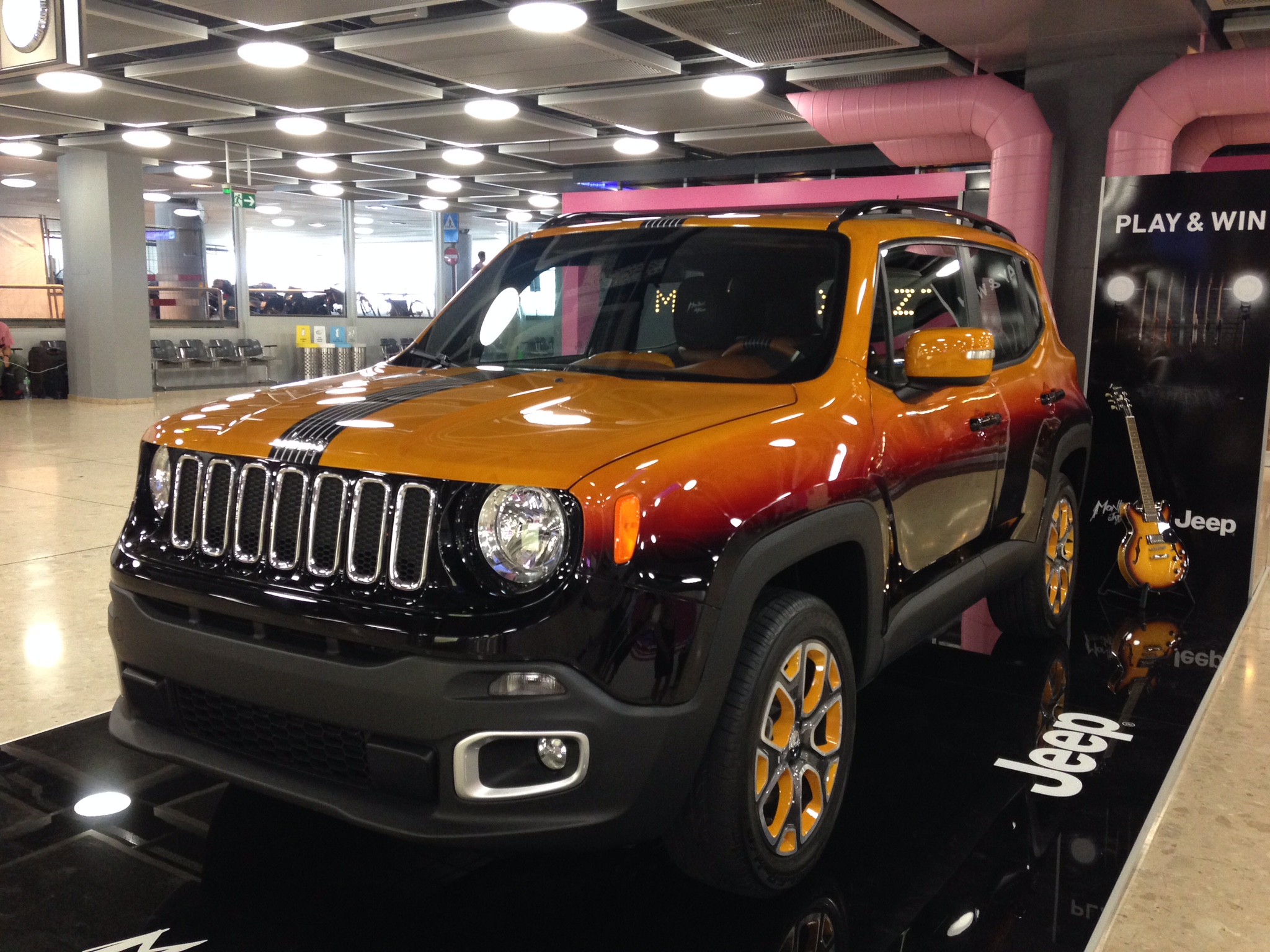 Jeep Renegade showcars in Montreux