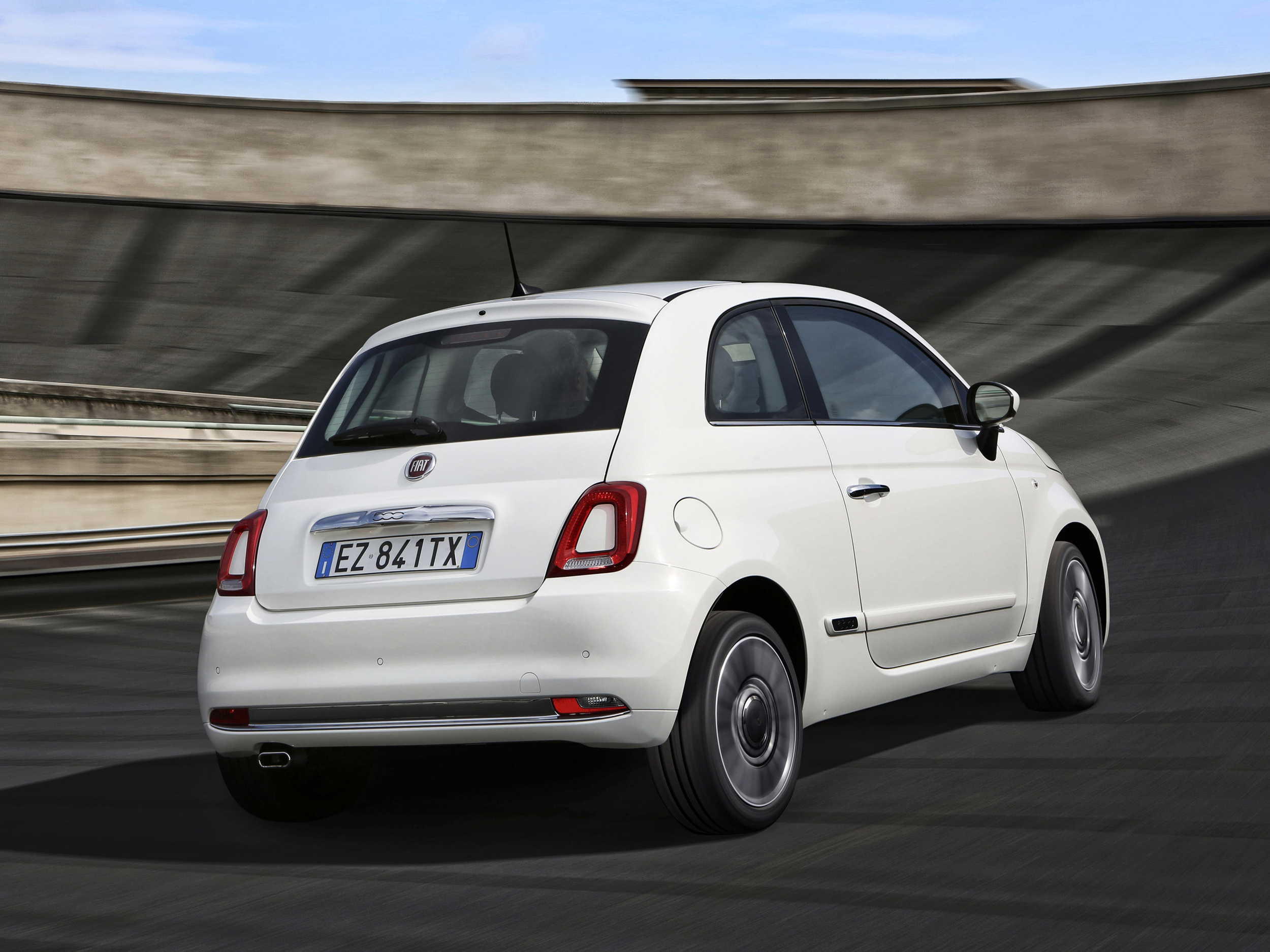 New Fiat 500 revealed