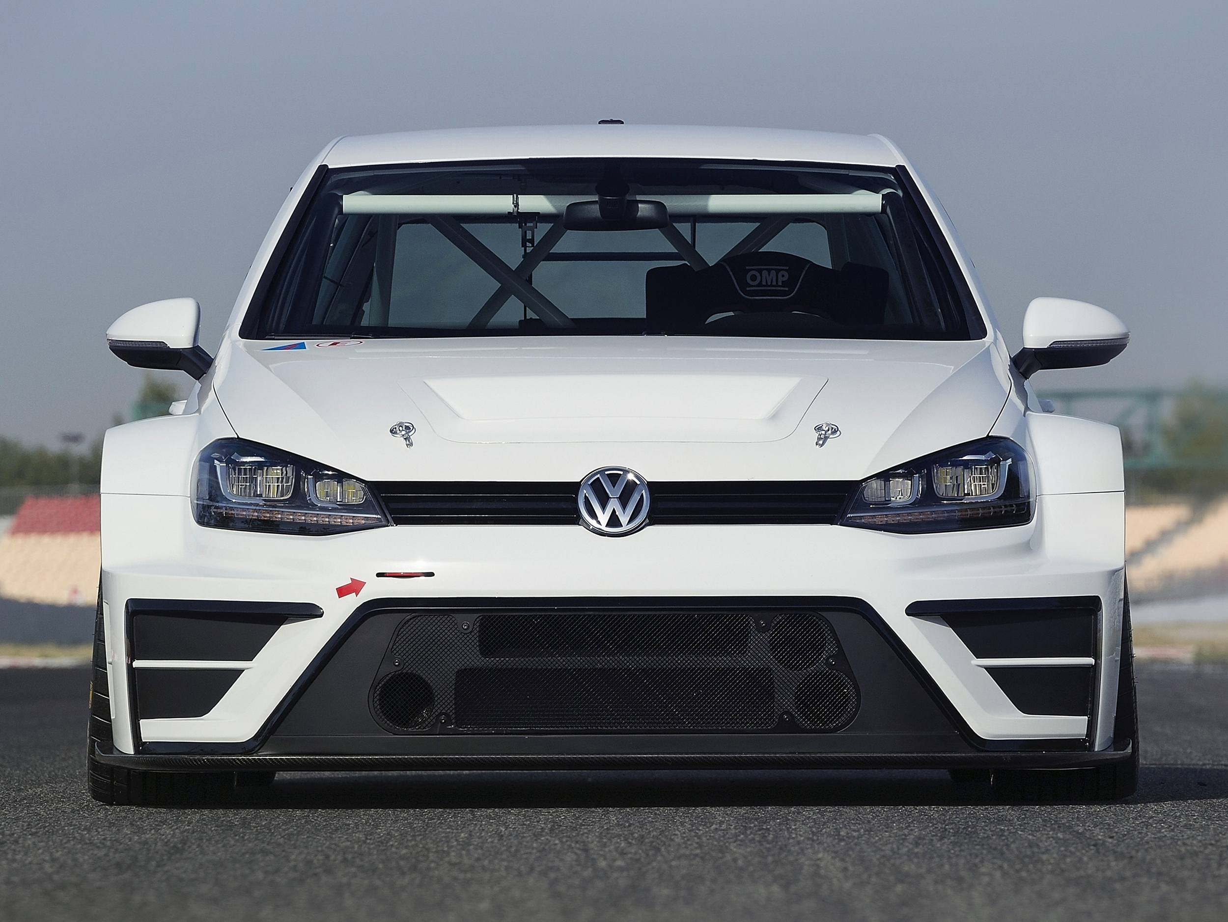 Volkswagen develops Golf for the racetrack