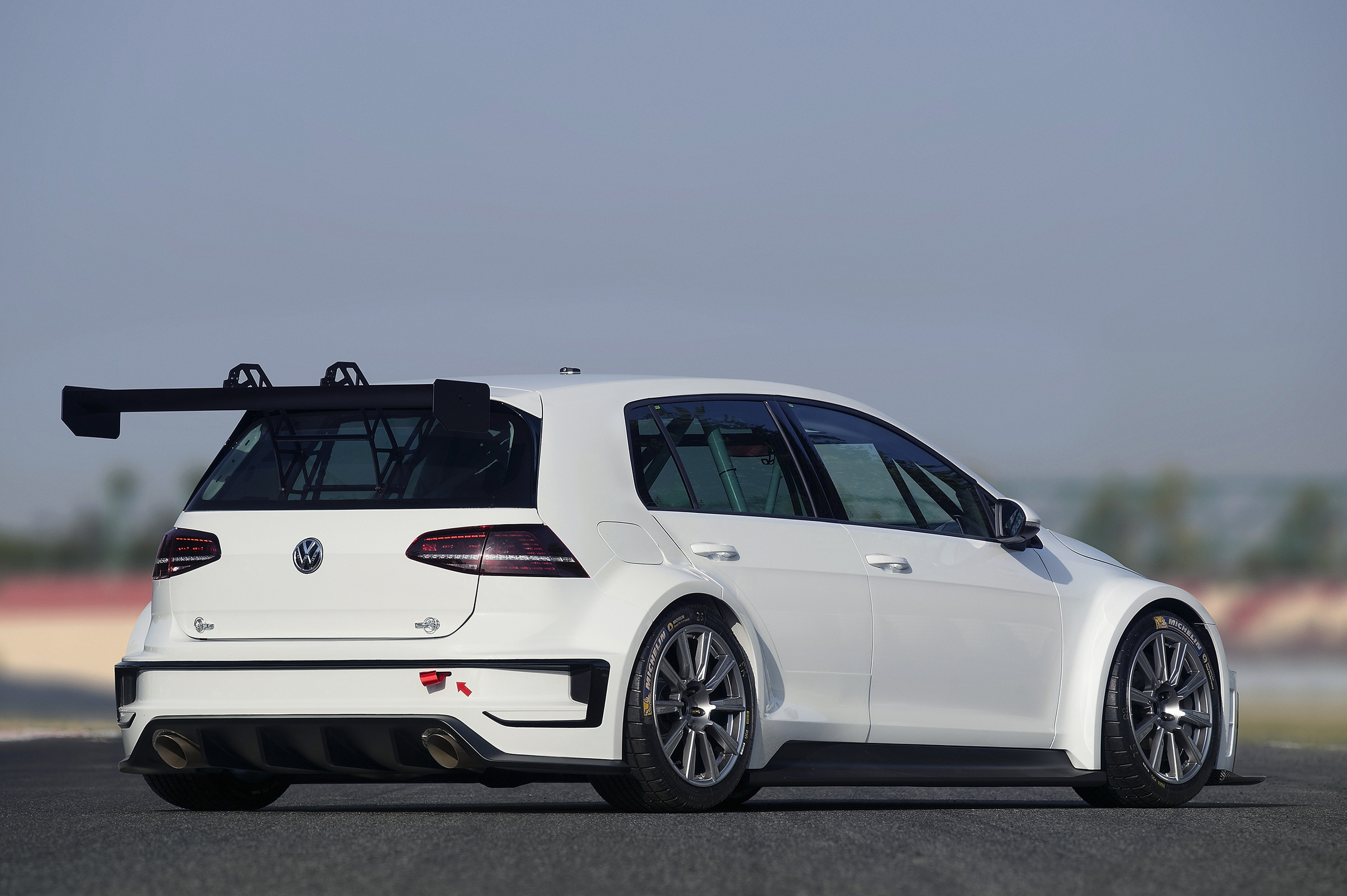 Volkswagen develops Golf for the racetrack