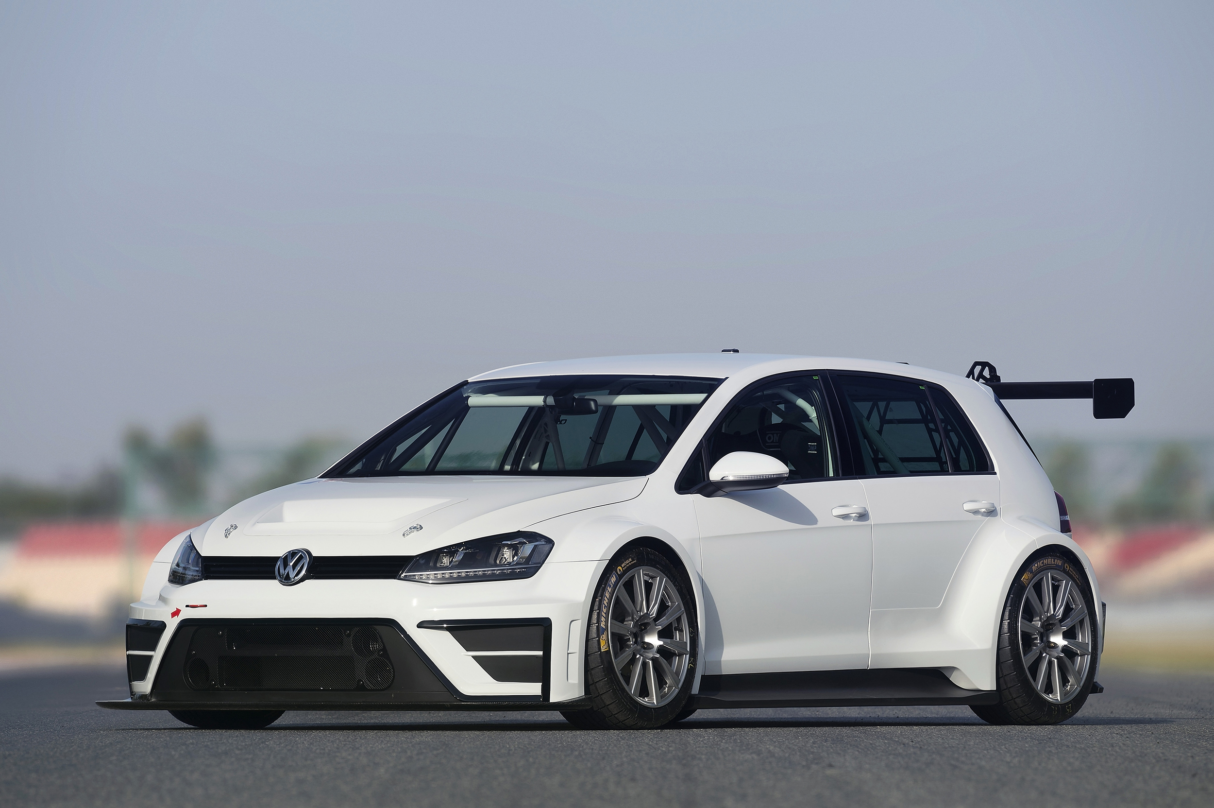 Volkswagen develops Golf for the racetrack