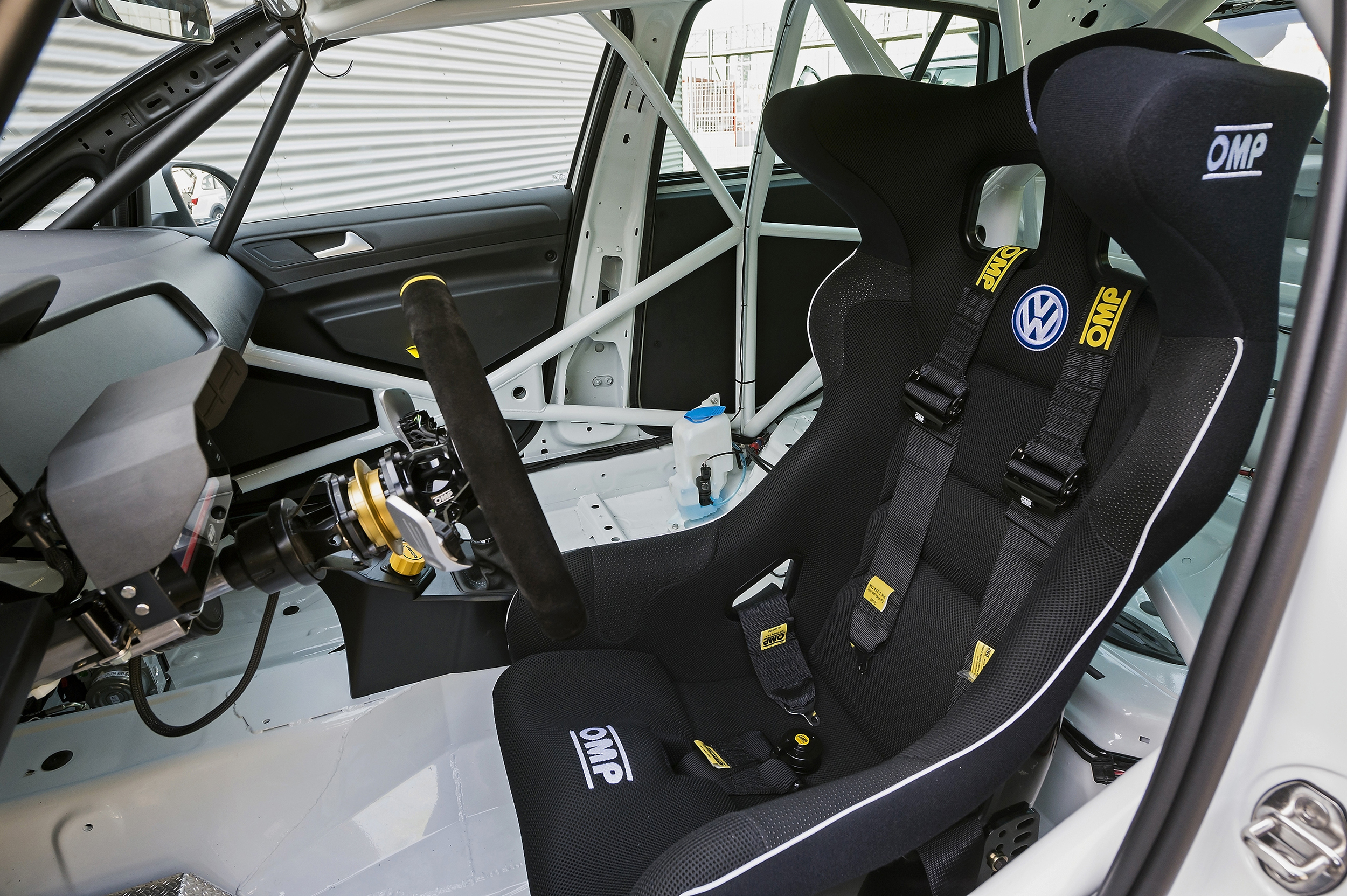 Volkswagen develops Golf for the racetrack