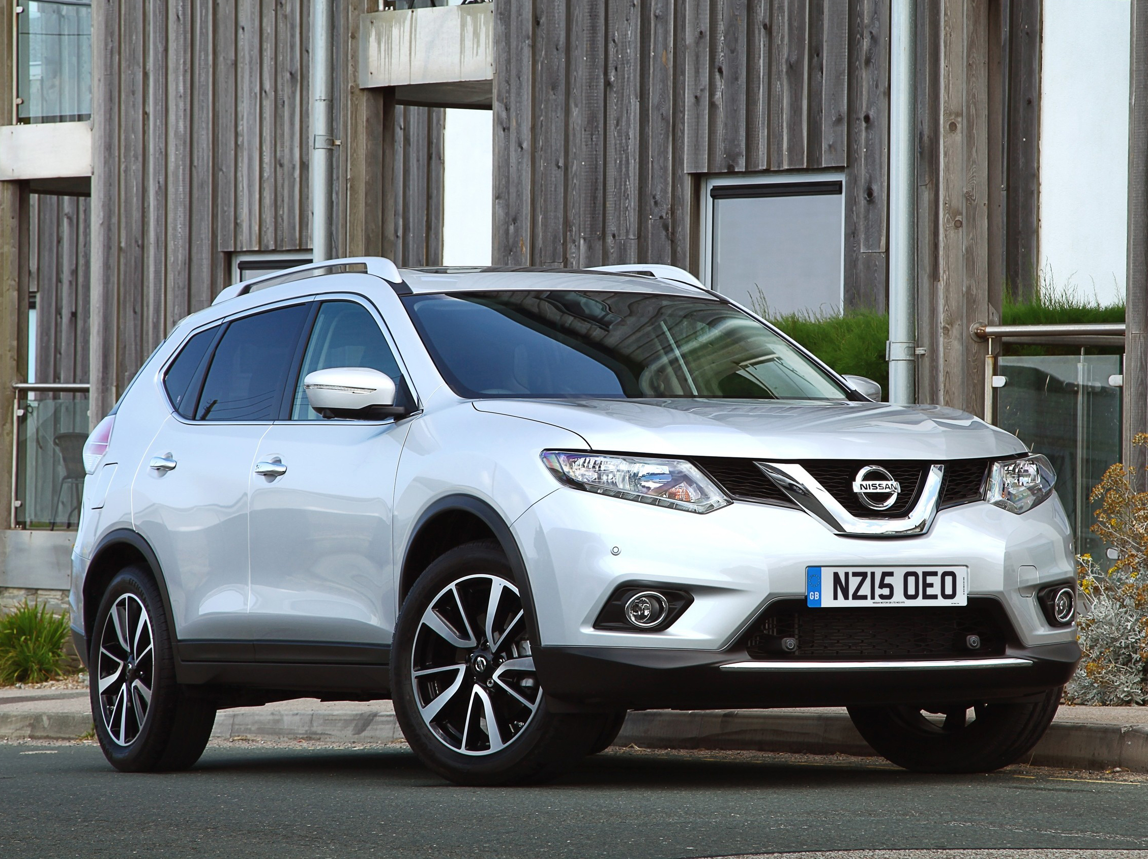 Nissan X-Trail gets new frugal engine