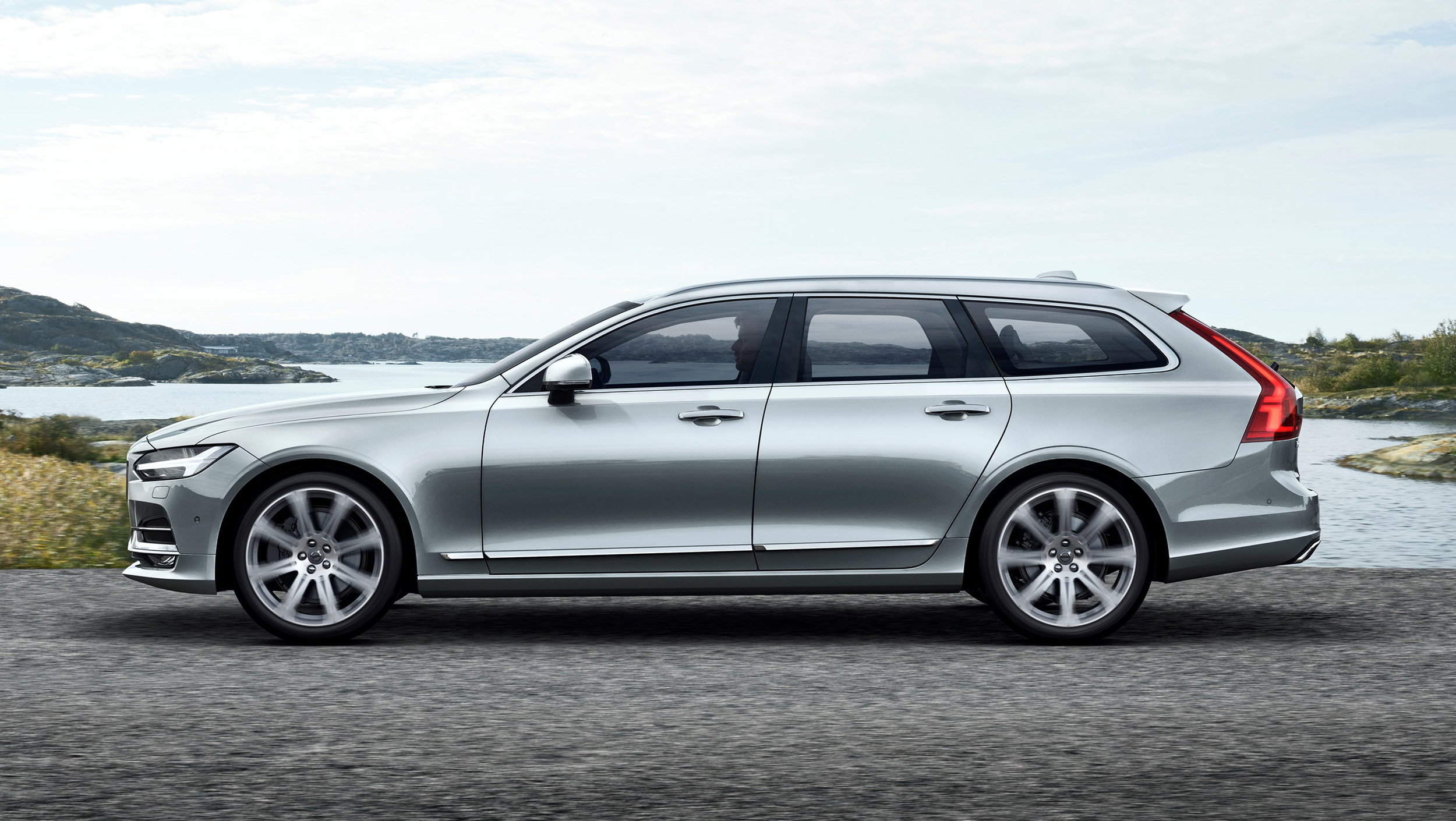 175267_Volvo_V90_Location_Profile.jpg