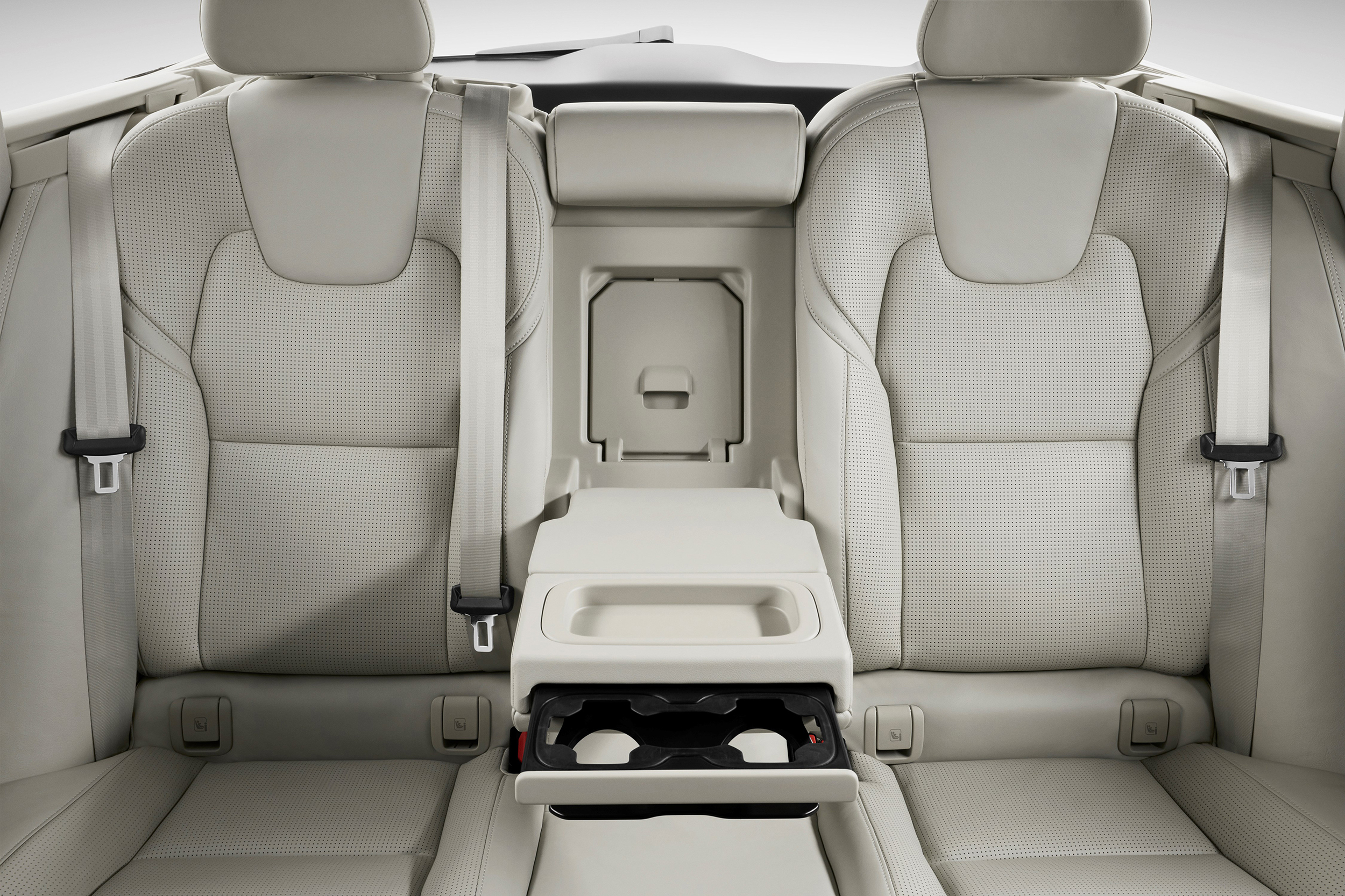 175289_Volvo_V90_Studio_Interior_Rear_seats.jpg