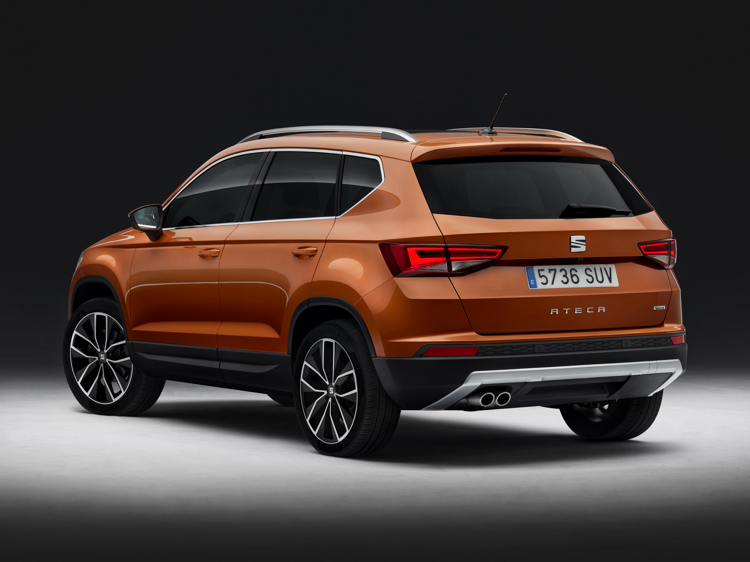 SEAT-ATECA-04.jpg