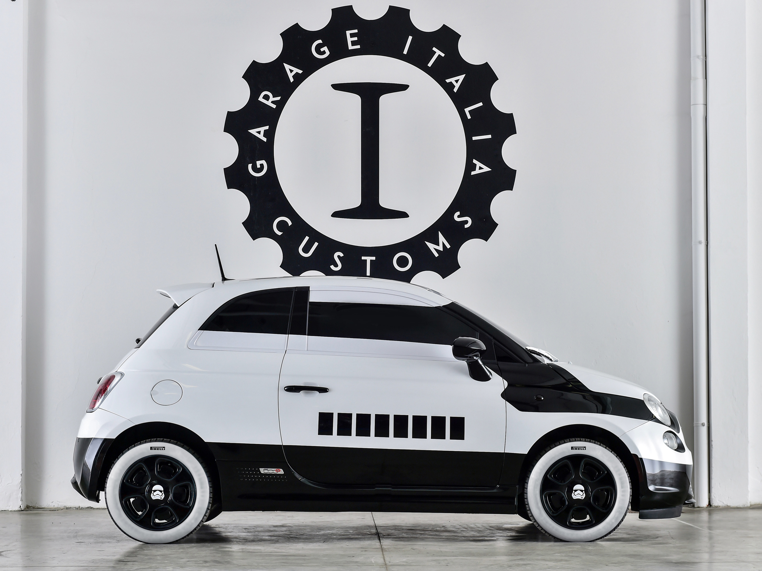 Fiat_500e_stormtrooper1dogesbb835f3r0a8jlffrcrcbt.jpg