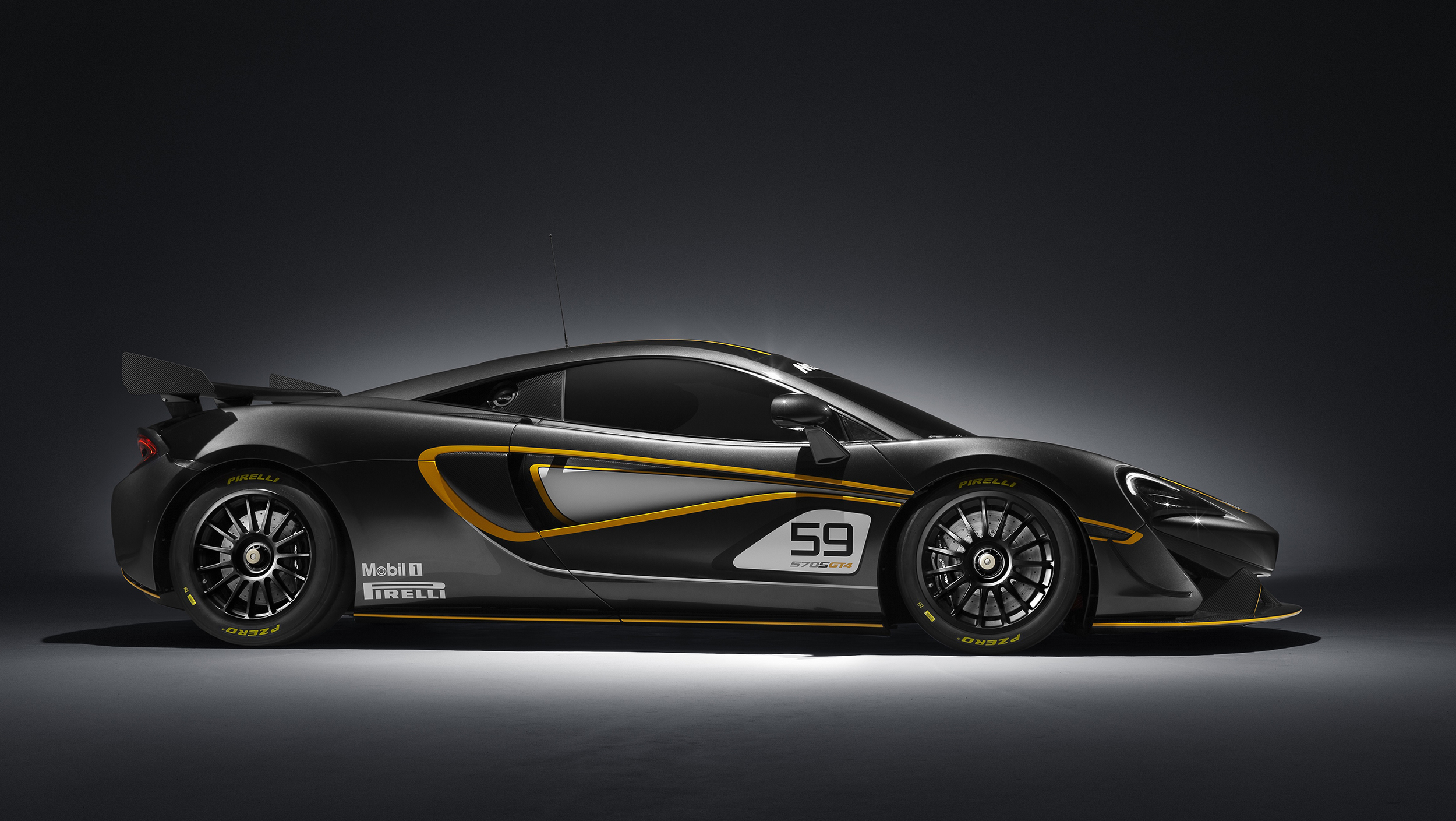 570S GT4-4.jpg