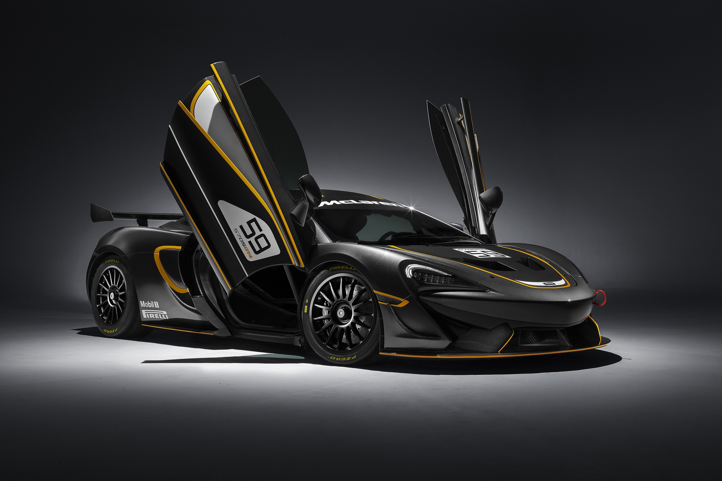 570S GT4-2.jpg