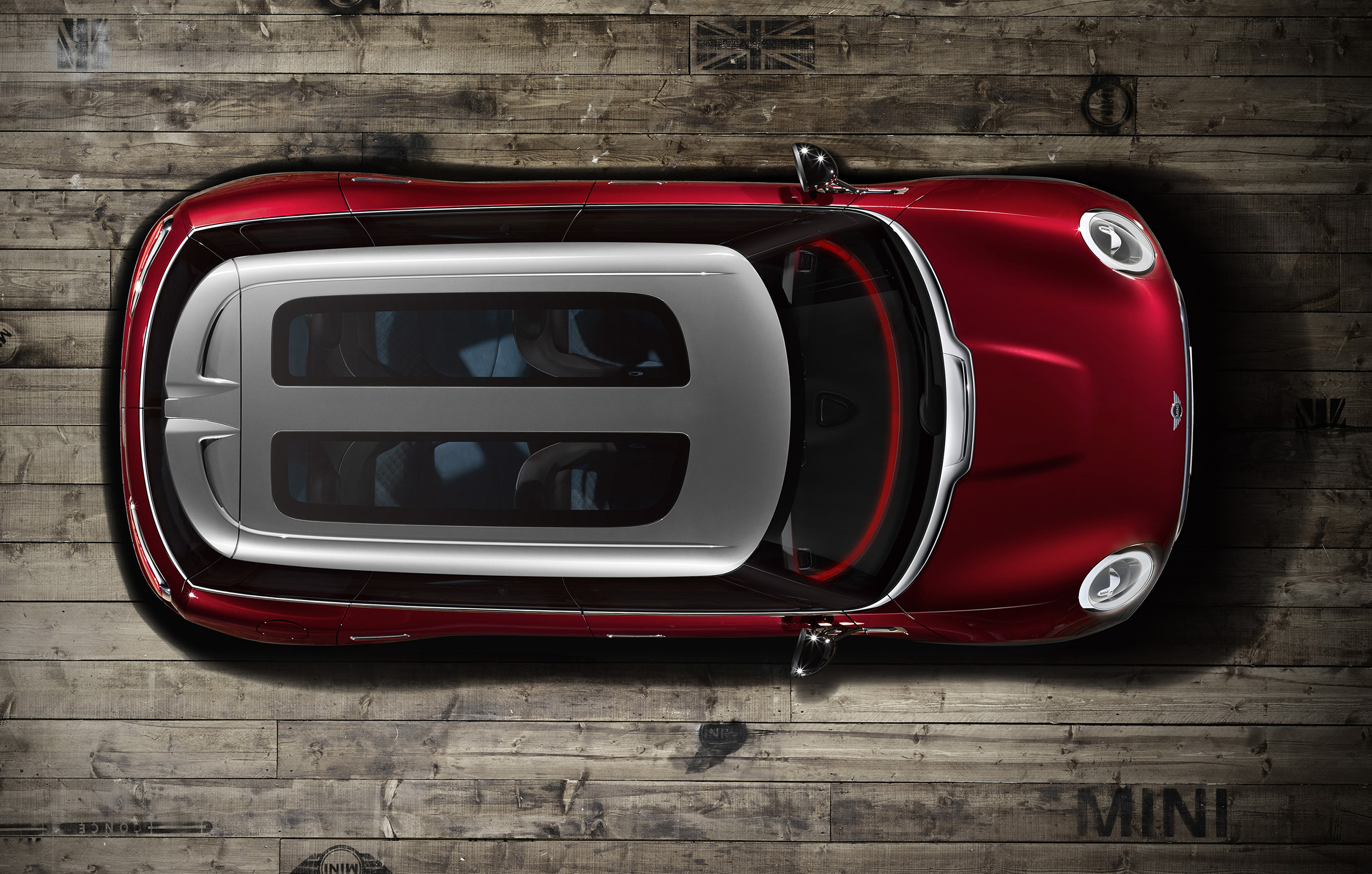 VIDEO: MINI Clubman Concept breaks cover