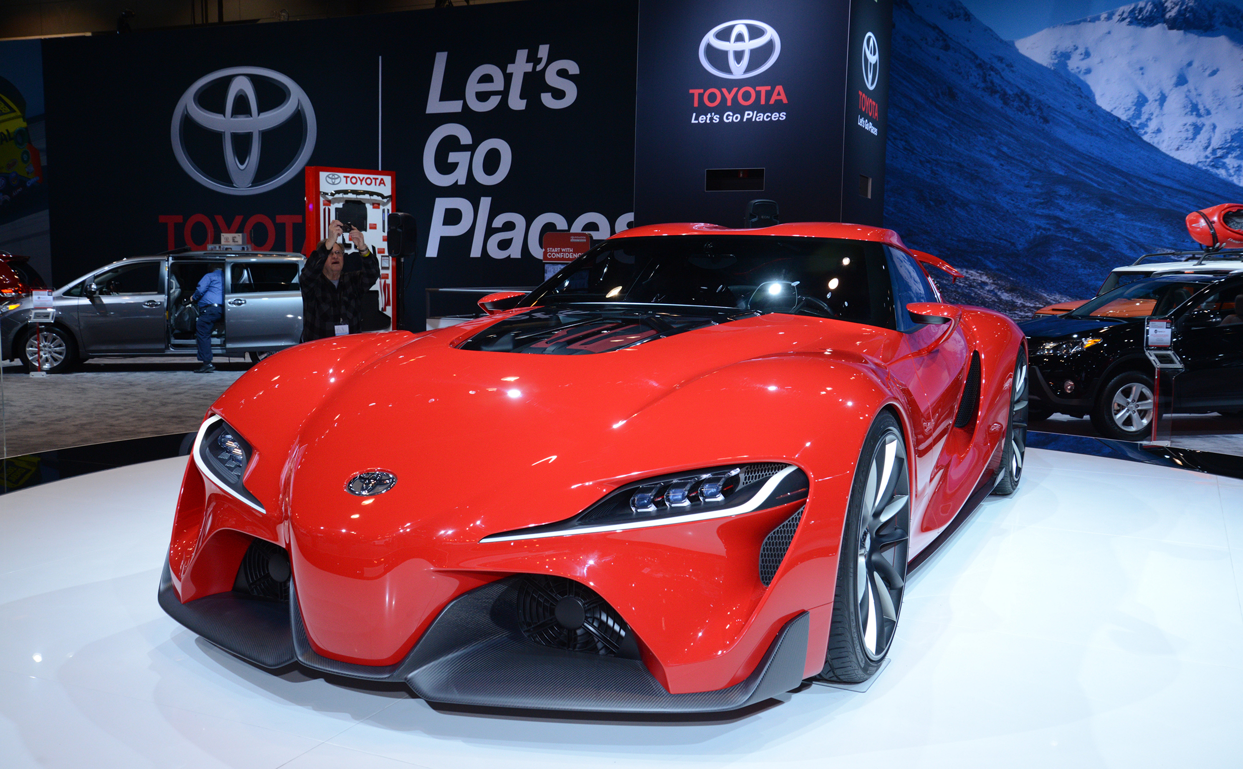 VIDEO: Toyota FT-1 concept premieres at NAIAS