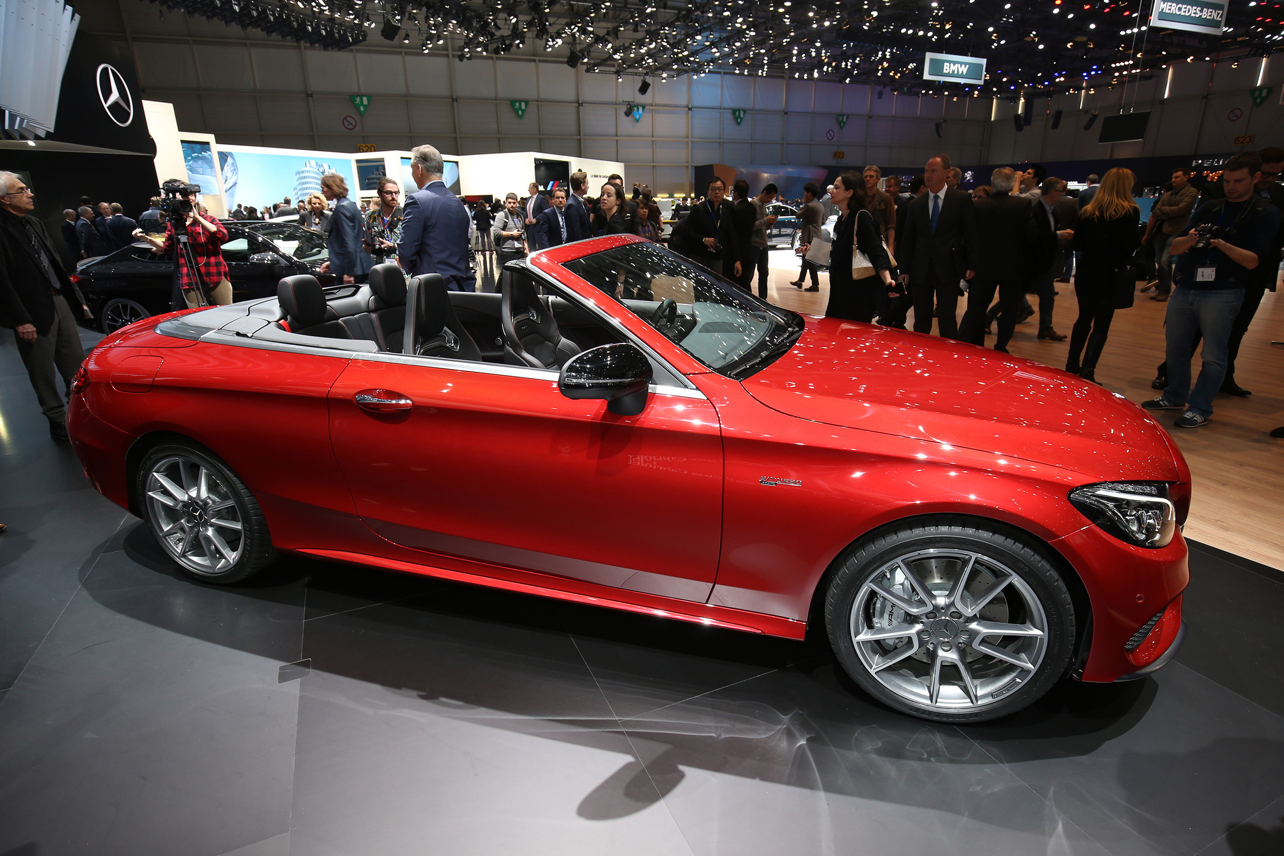 VIDEO: Mercedes reveals new C-Class Cabrio in Geneva