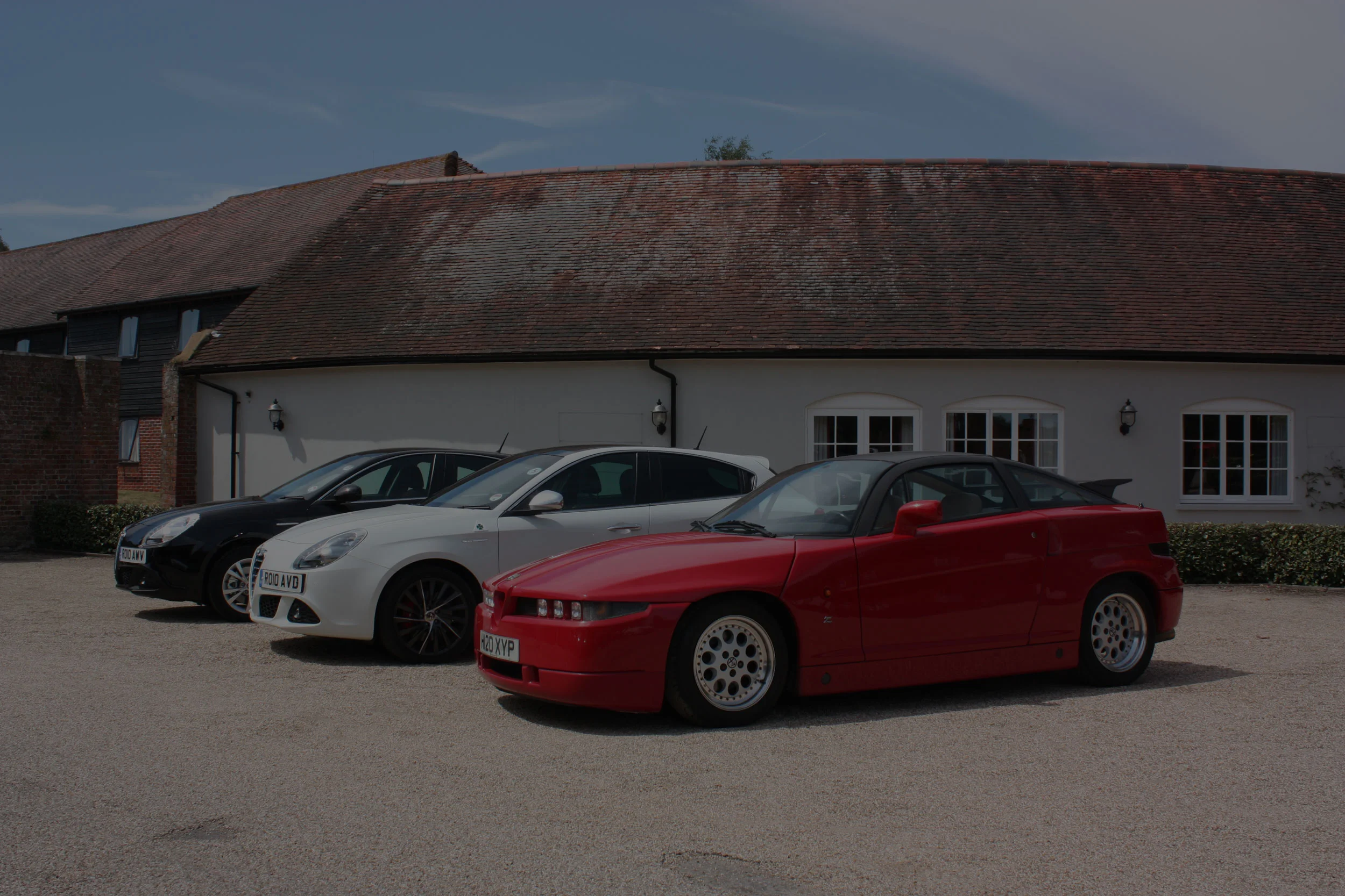 Alfa-SZ-dark.jpg