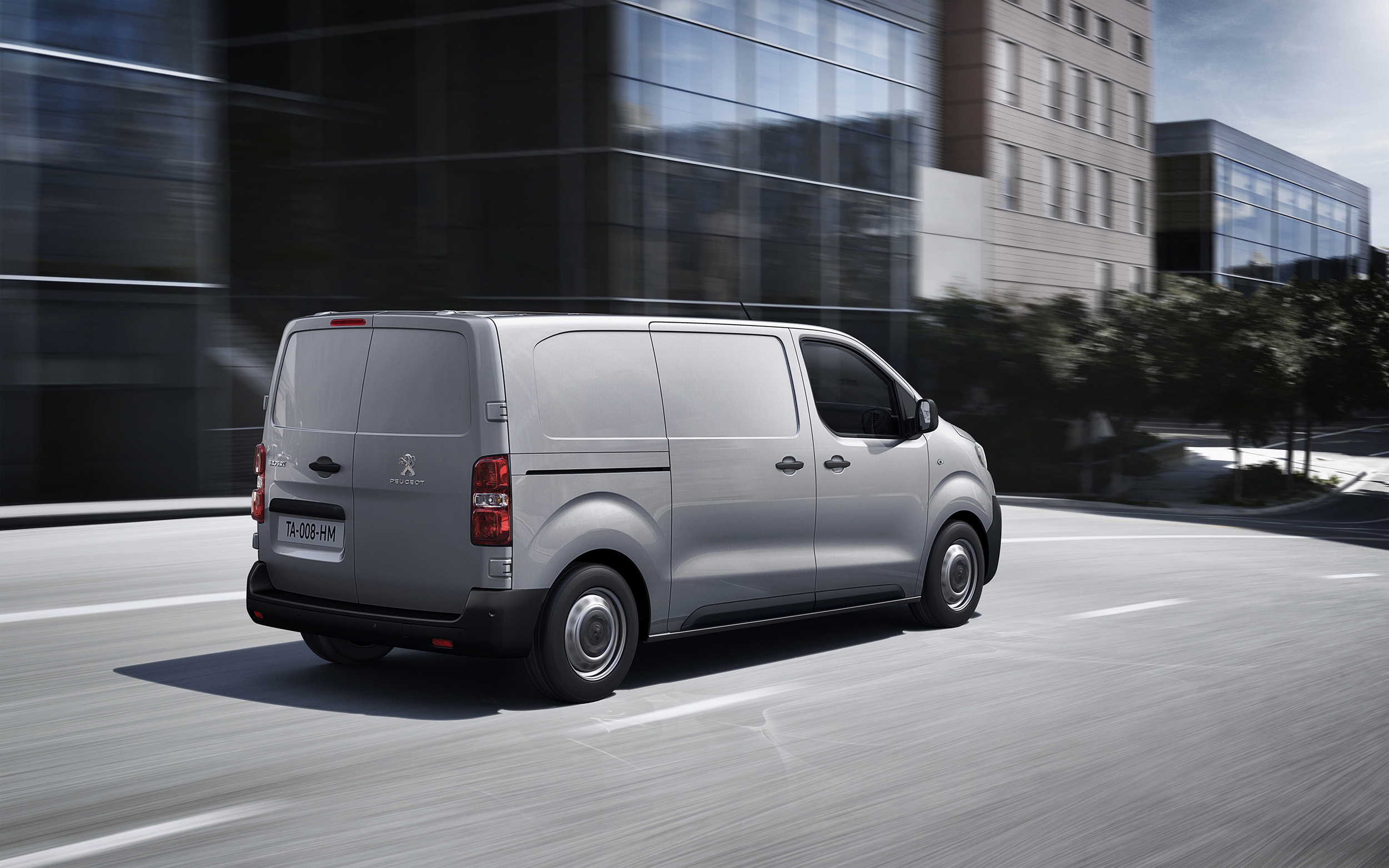 PEUGEOT_EXPERT_1603STYP004.jpg