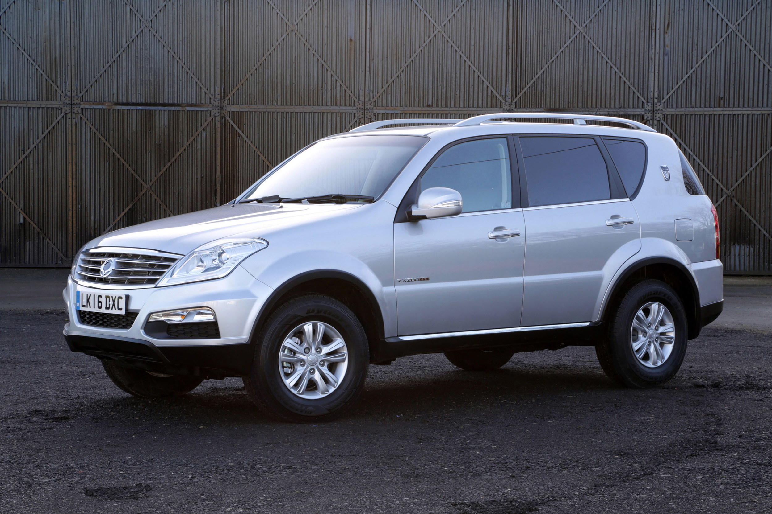 SsangYong_Rexton_CSE_LCV_(1).jpg