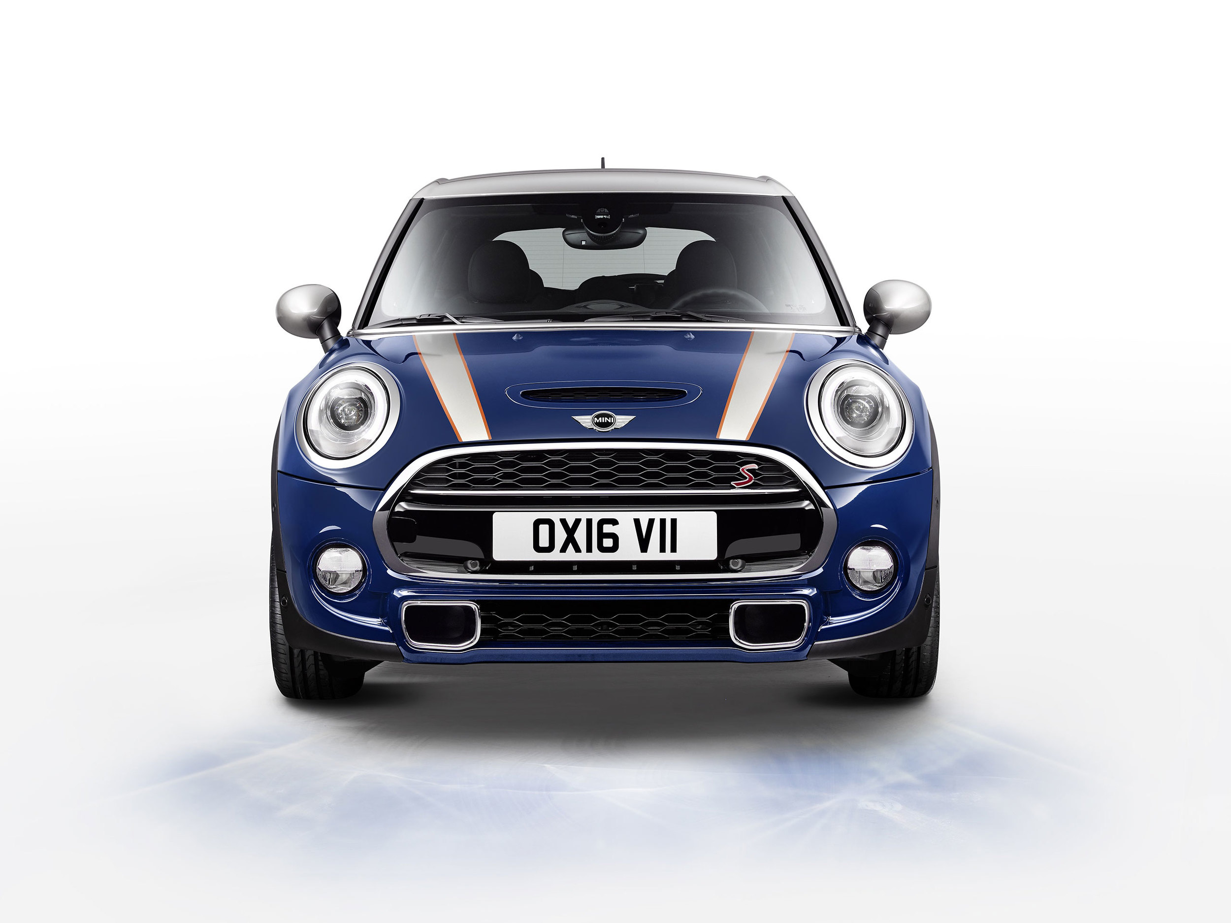 P90211180_highRes_mini-cooper-s-5-door.jpg