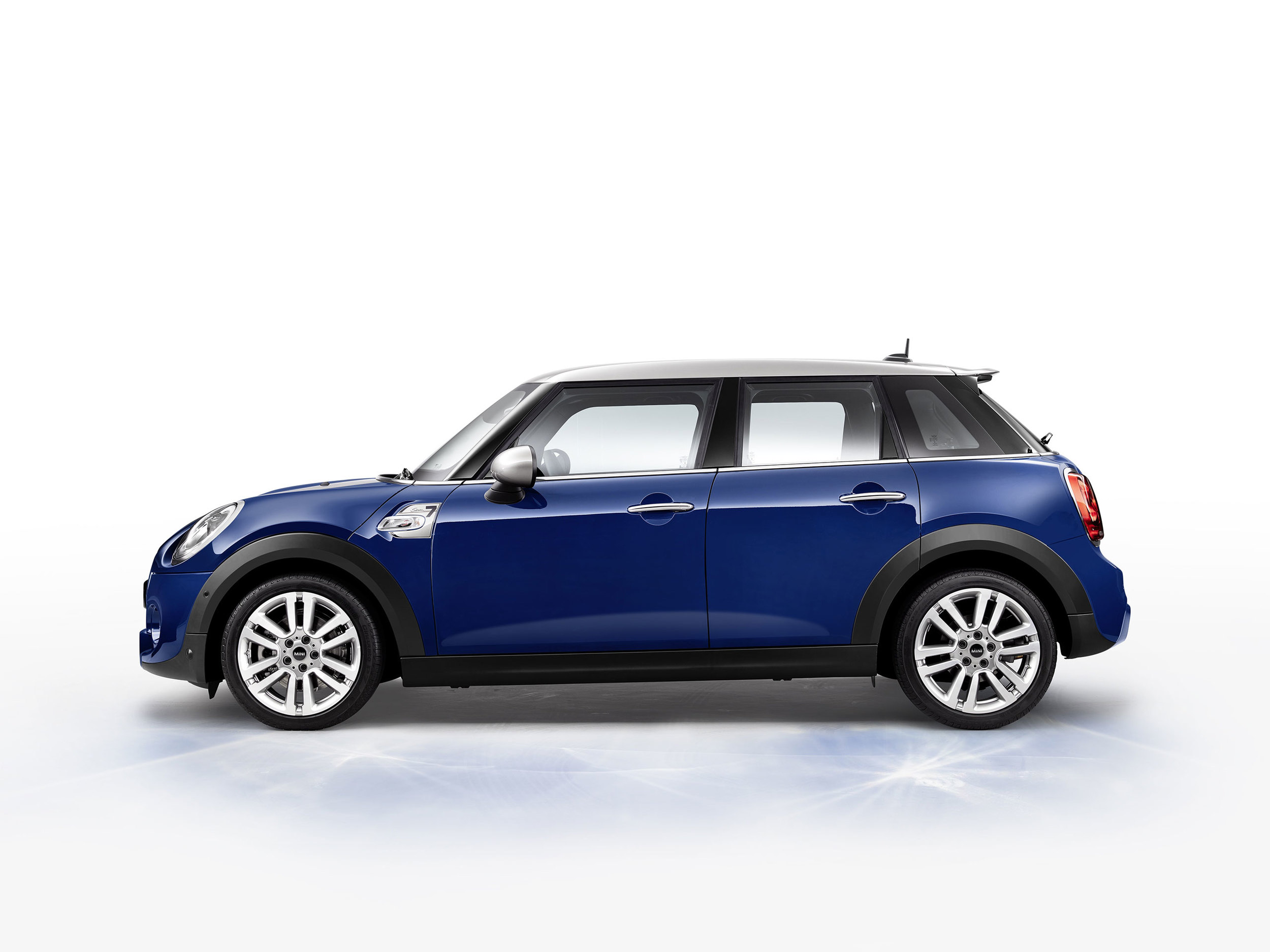 P90211182_highRes_mini-cooper-s-5-door.jpg