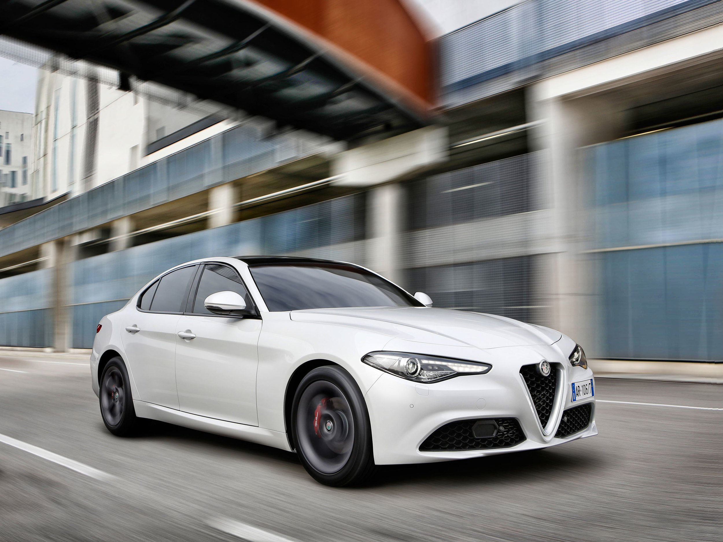 Regular-Giulia-(1).jpg