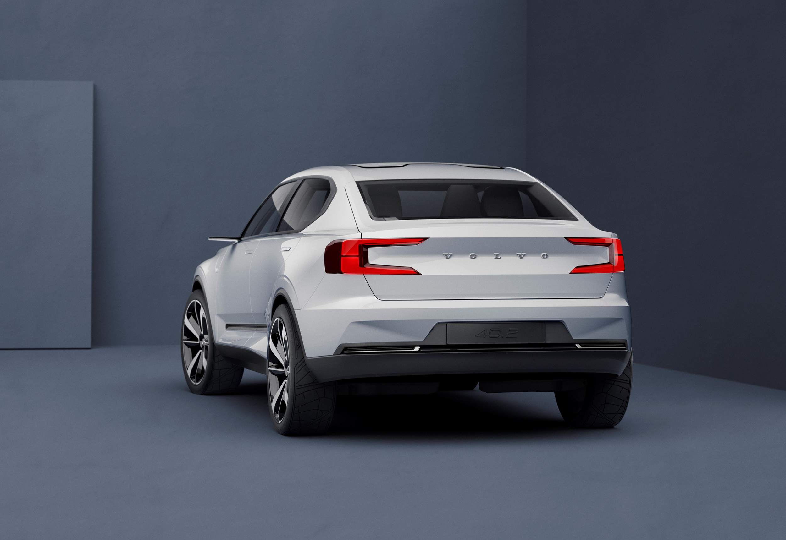 190842_Volvo_Concept_40_2_rear_quarter_low.jpg