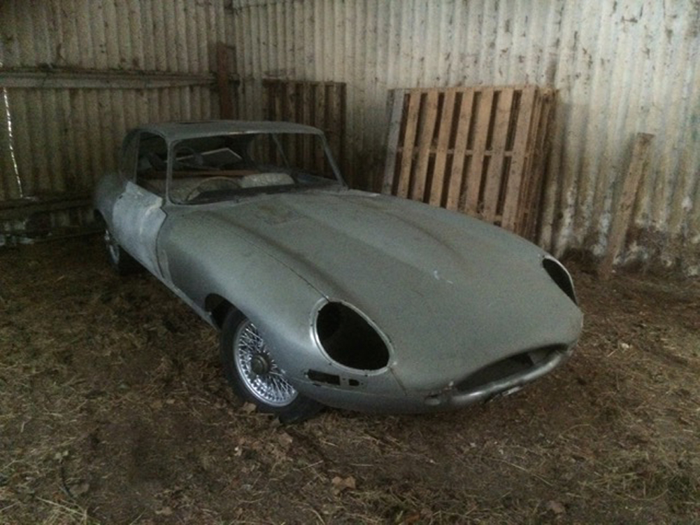 1966 Jaguar E Type Series 1 Coupe 2 2.jpg