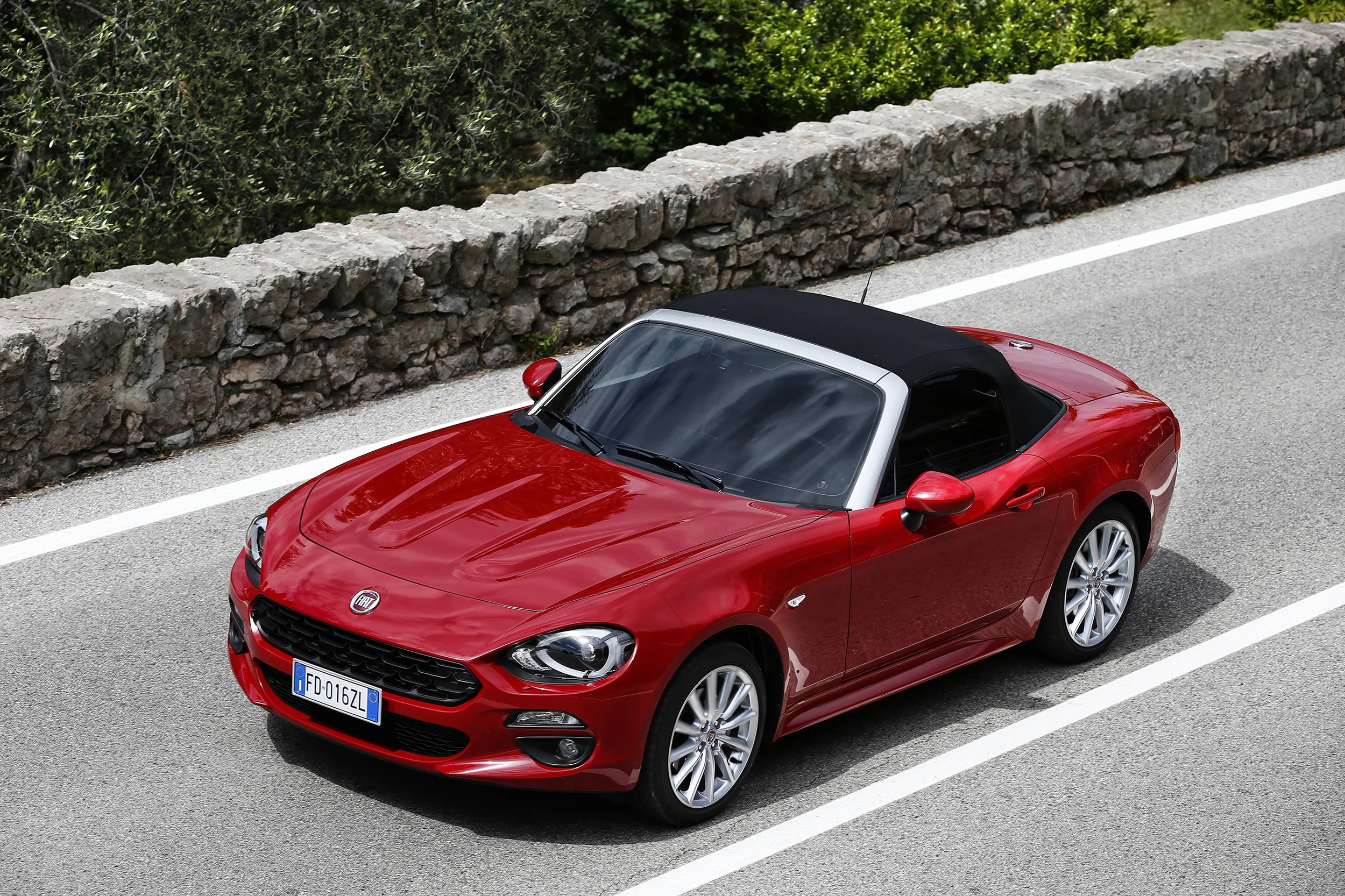 Fiat 124 Spider _06 .JPG